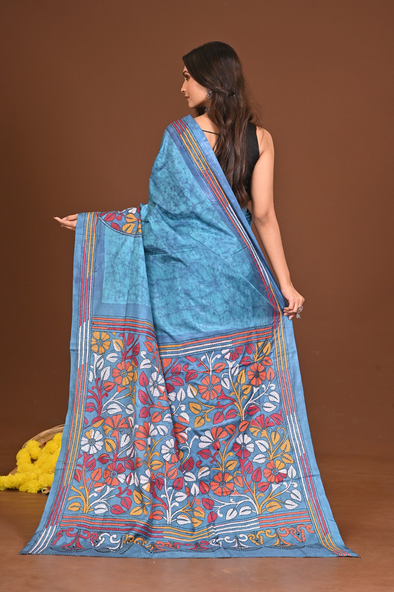 NEELAMBA BLENDED SILK KANTHA SAREE Thumbnail