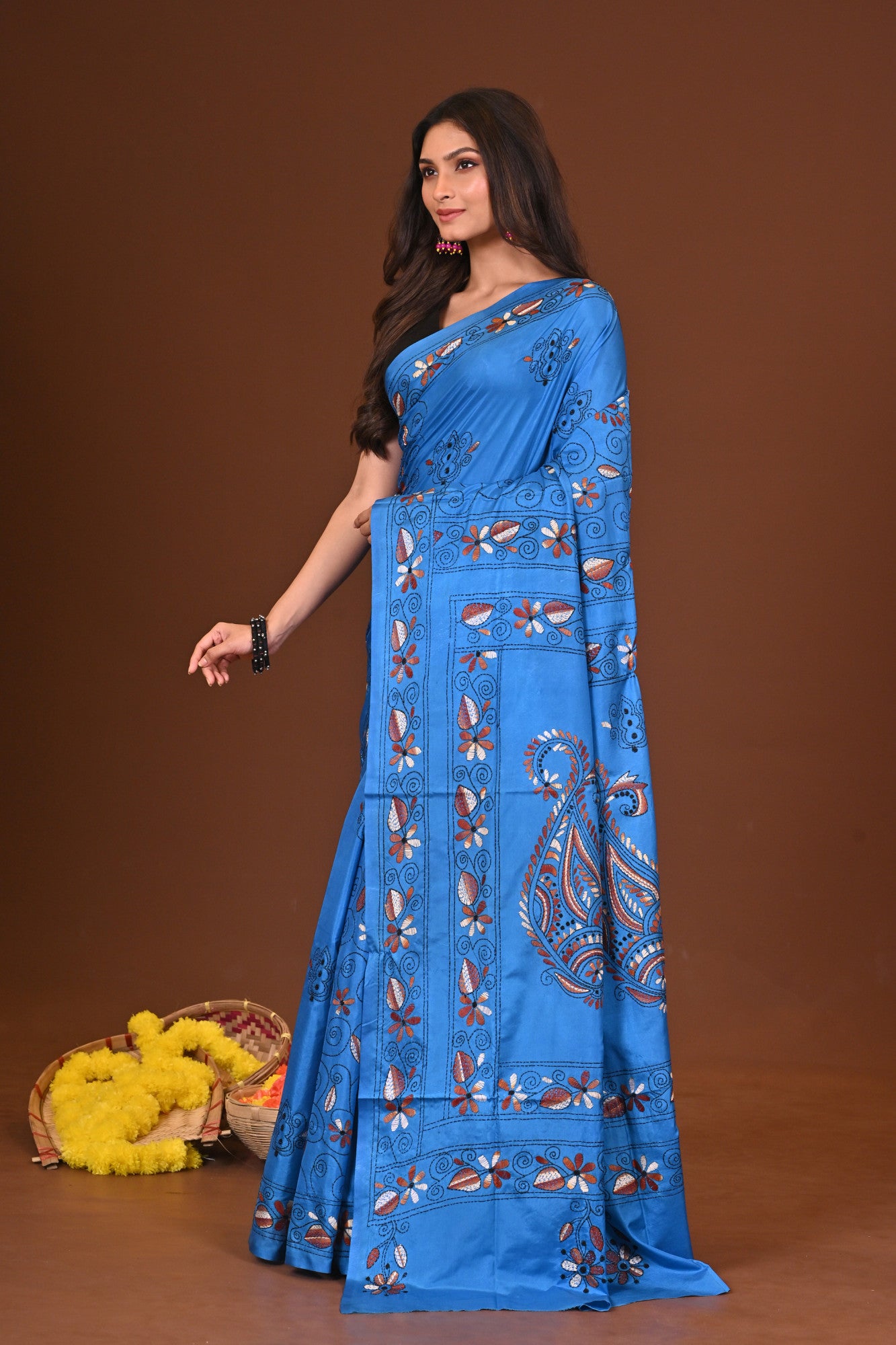 Neelpadma Blended Silk Kantha Saree Thumbnail