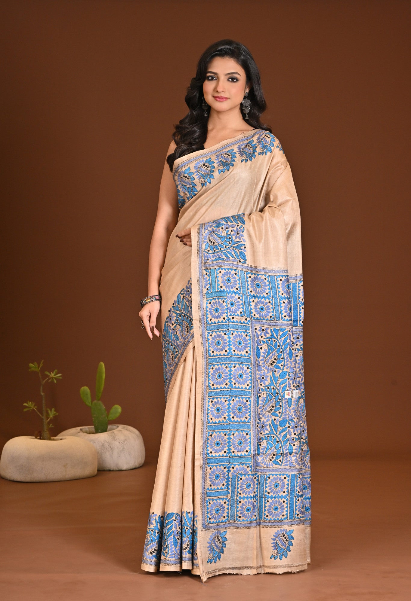 PURE SILK KANTHA SAREE Thumbnail