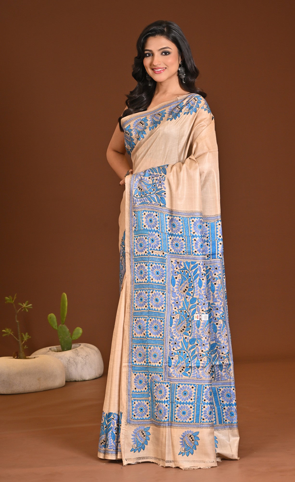 PURE SILK KANTHA SAREE Thumbnail