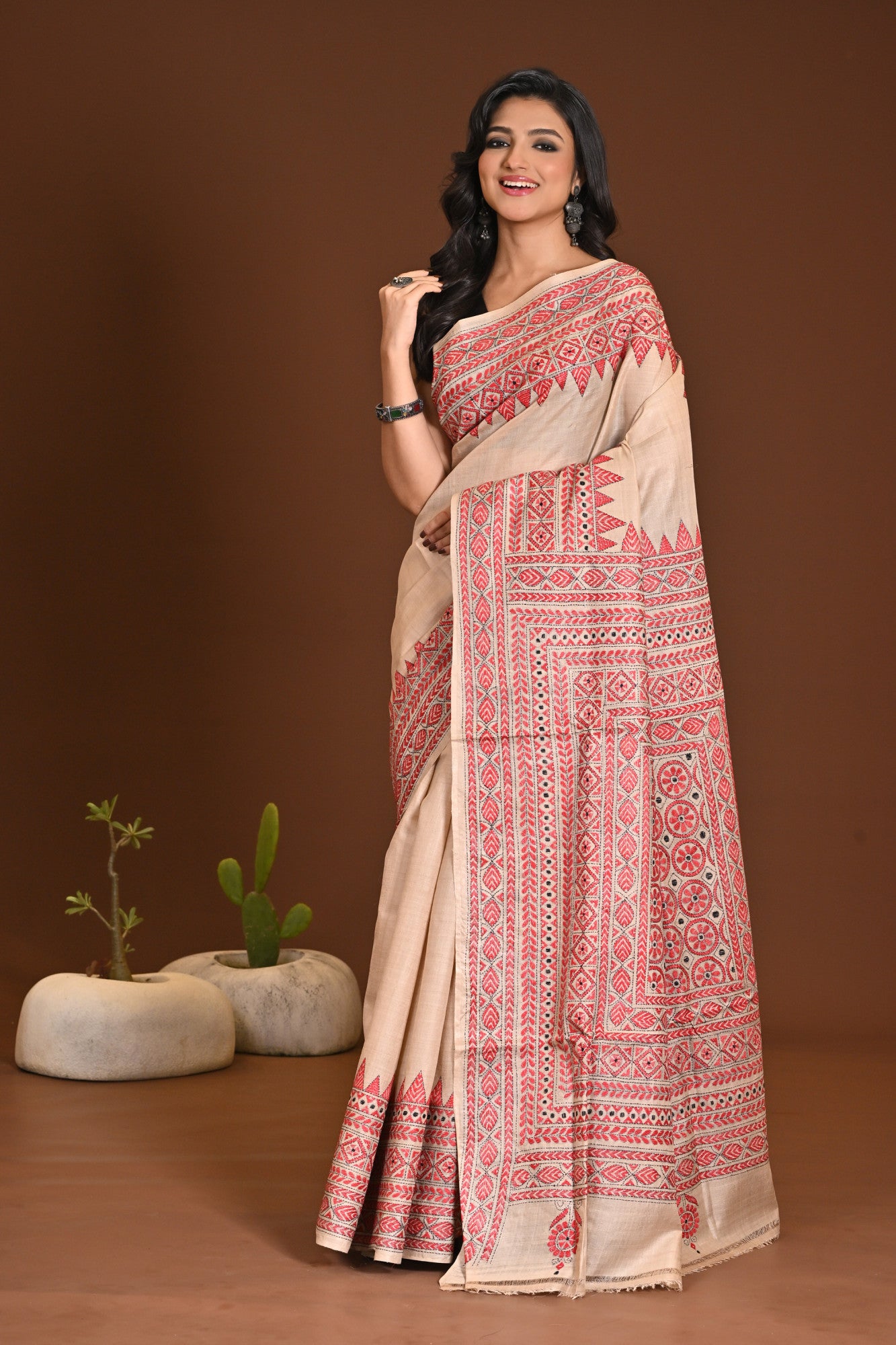 PURE SILK KANTHA SAREE Thumbnail