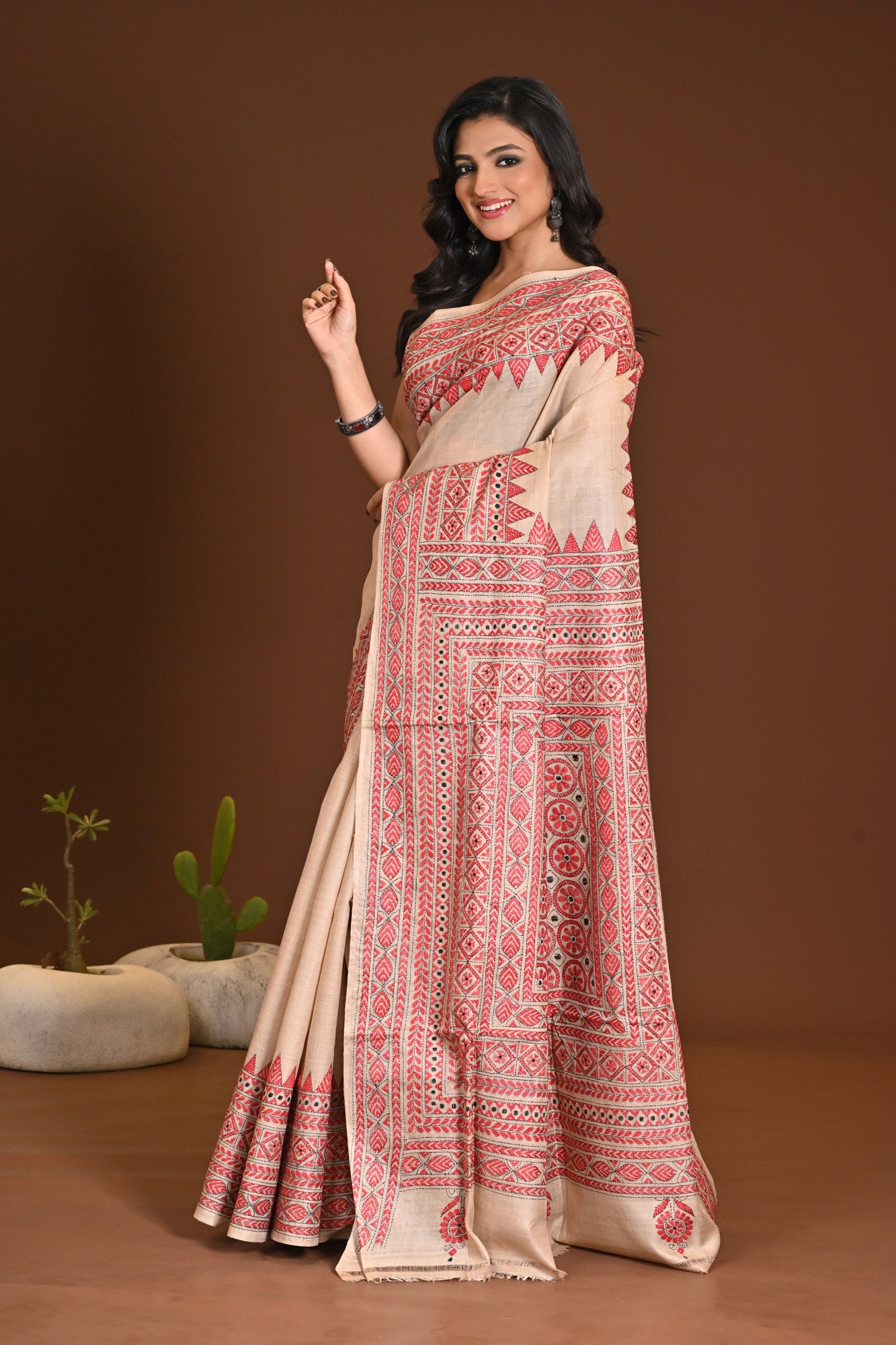 PURE SILK KANTHA SAREE Thumbnail
