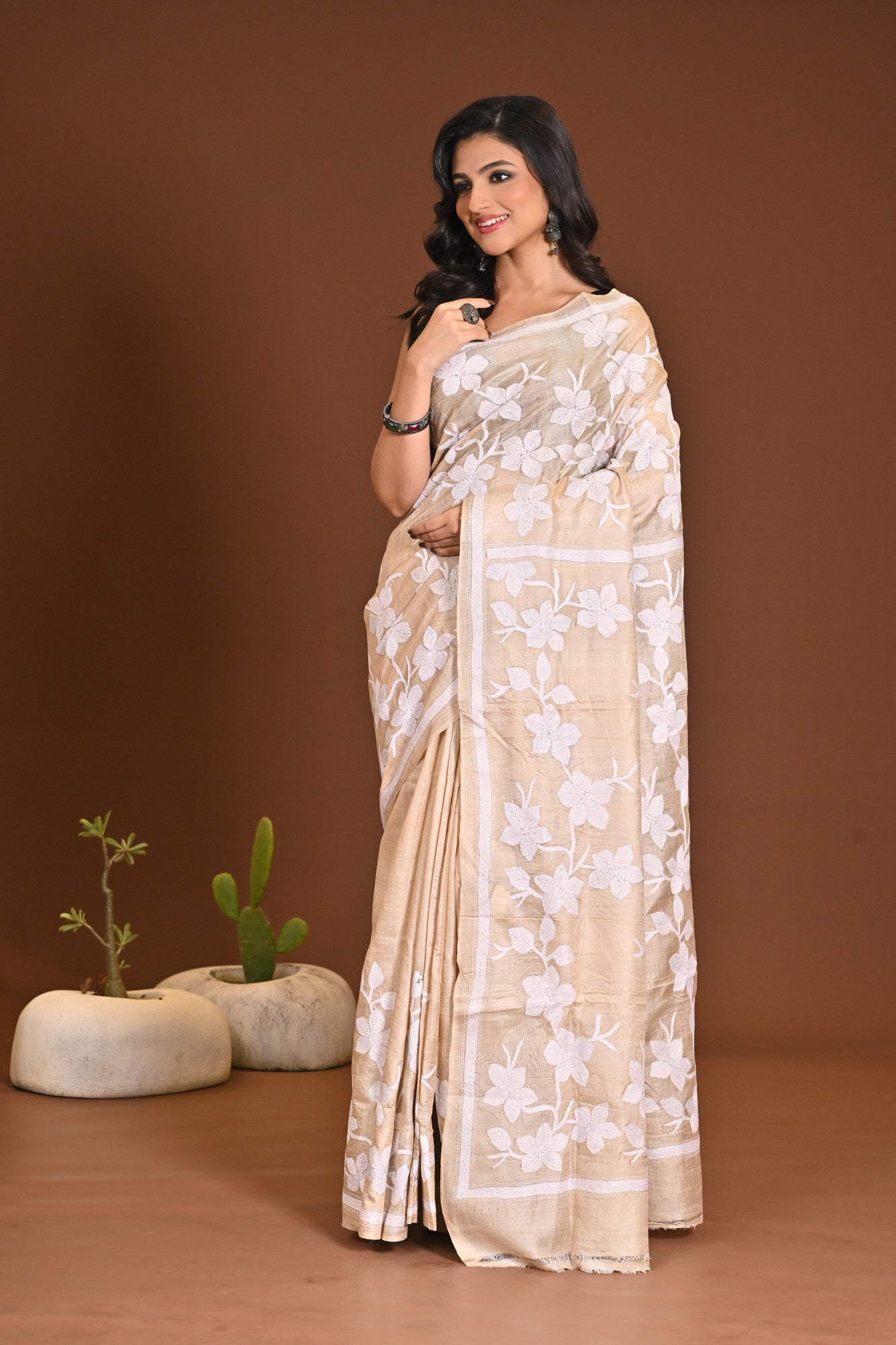PURE SILK KANTHA SAREE Thumbnail