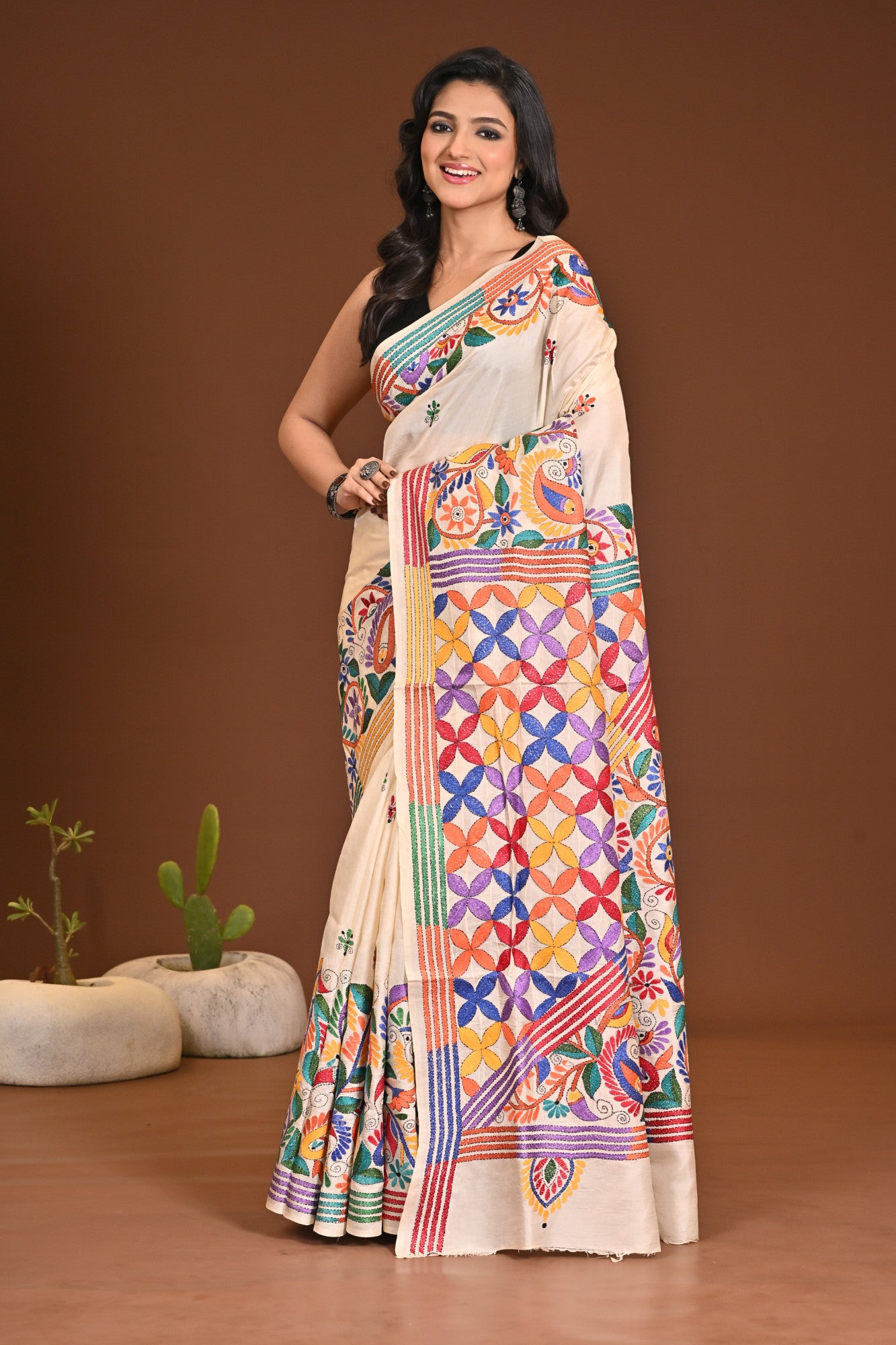 PURE SILK KANTHA SAREE Thumbnail