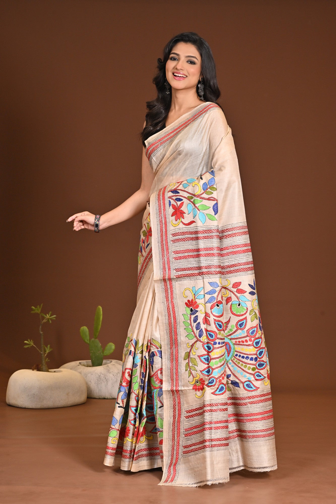 PURE SILK KANTHA SAREE Thumbnail