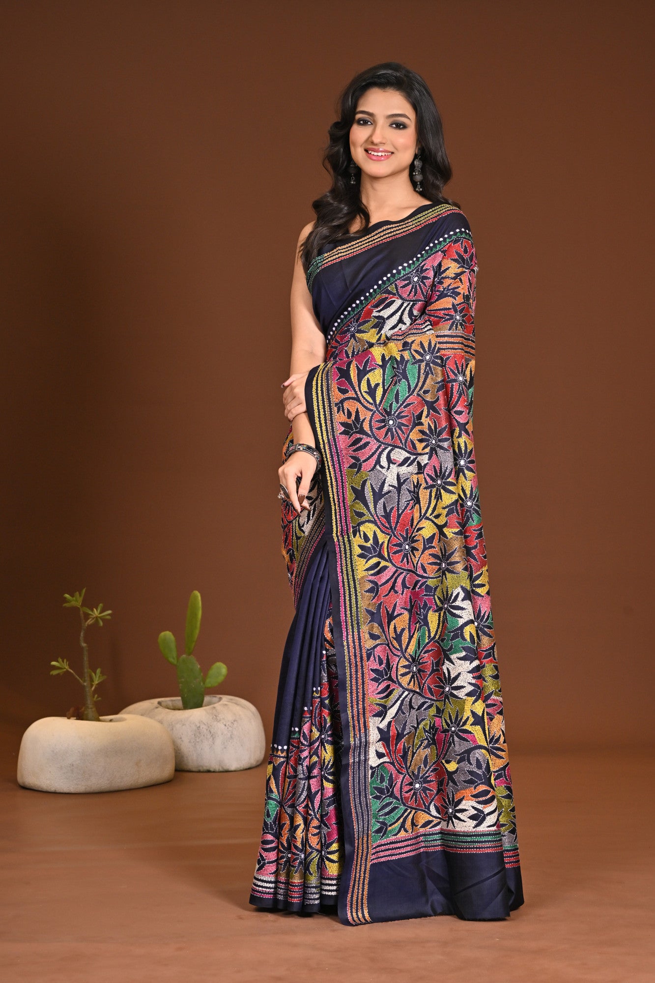 PURE SILK KANTHA SAREE Thumbnail