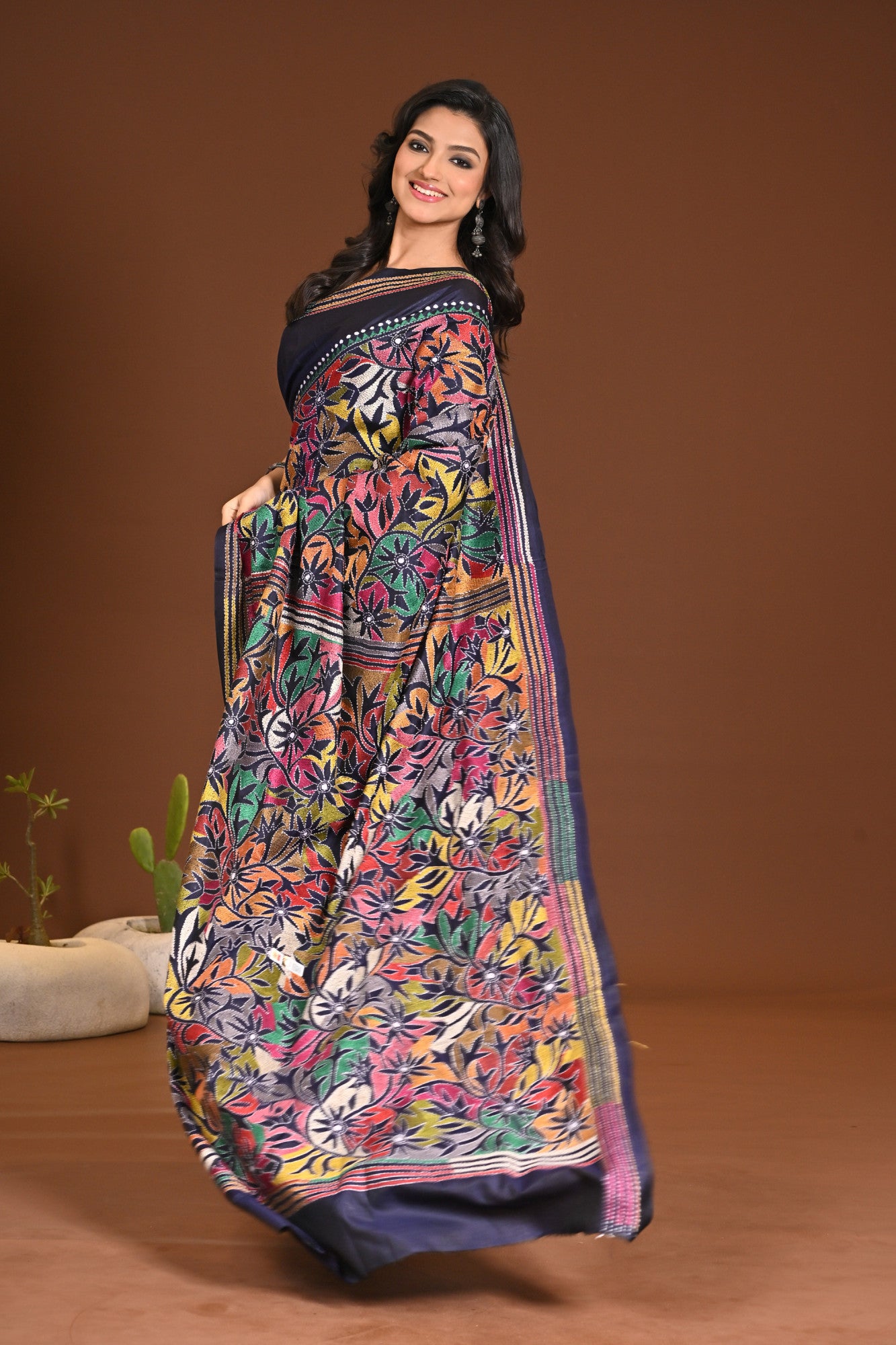PURE SILK KANTHA SAREE Thumbnail