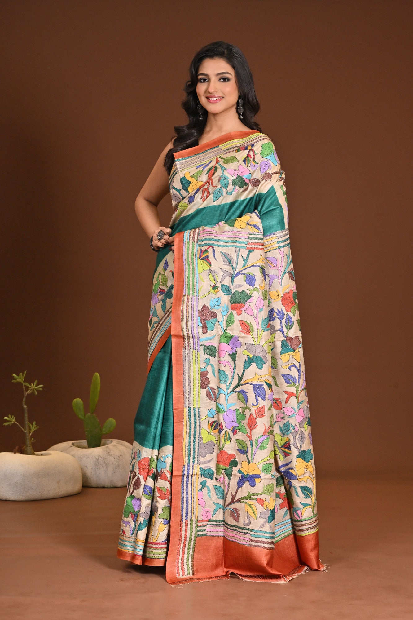 PURE SILK KANTHA SAREE Thumbnail