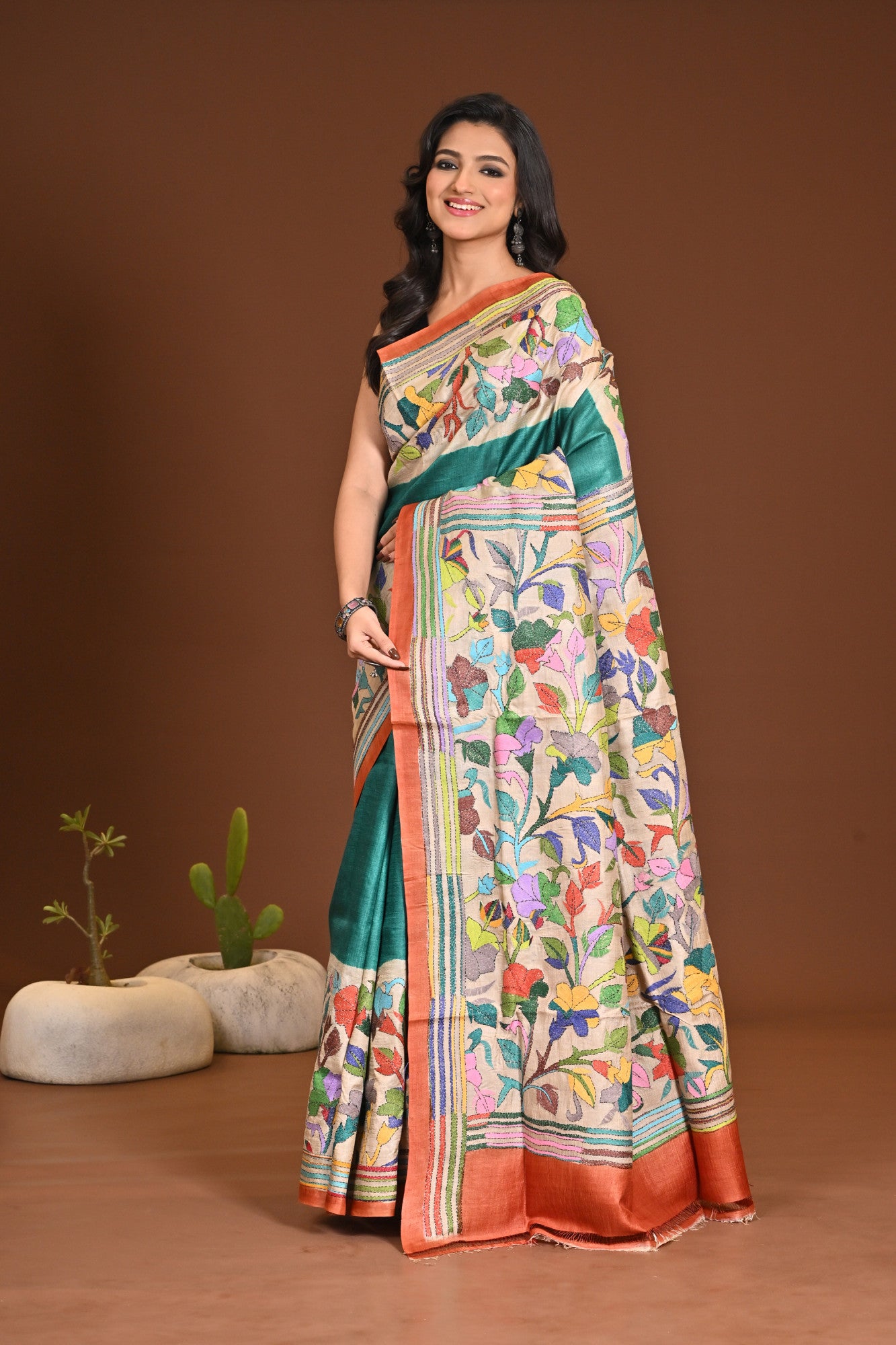 PURE SILK KANTHA SAREE Thumbnail