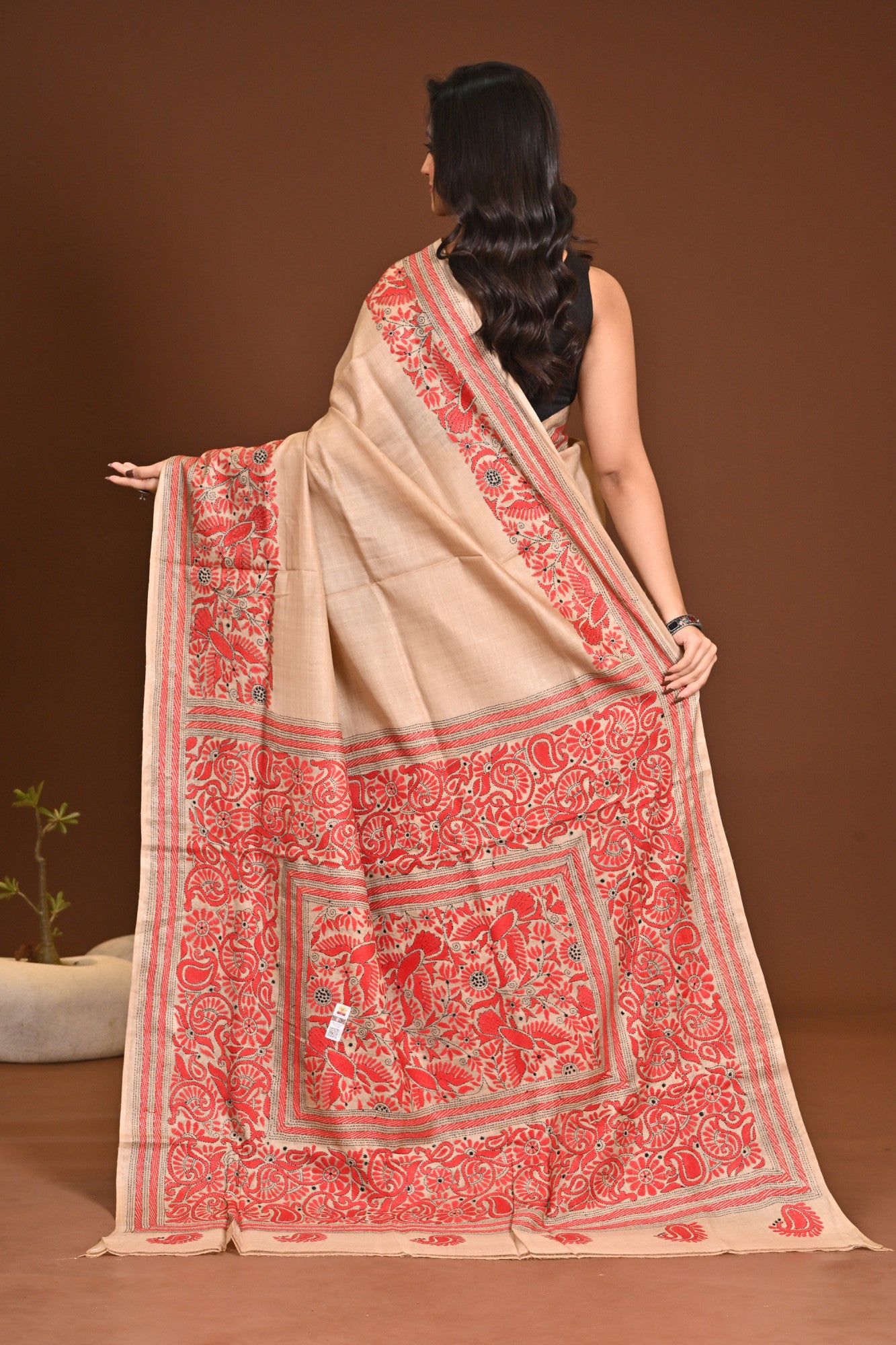 PURE SILK KANTHA SAREE Thumbnail