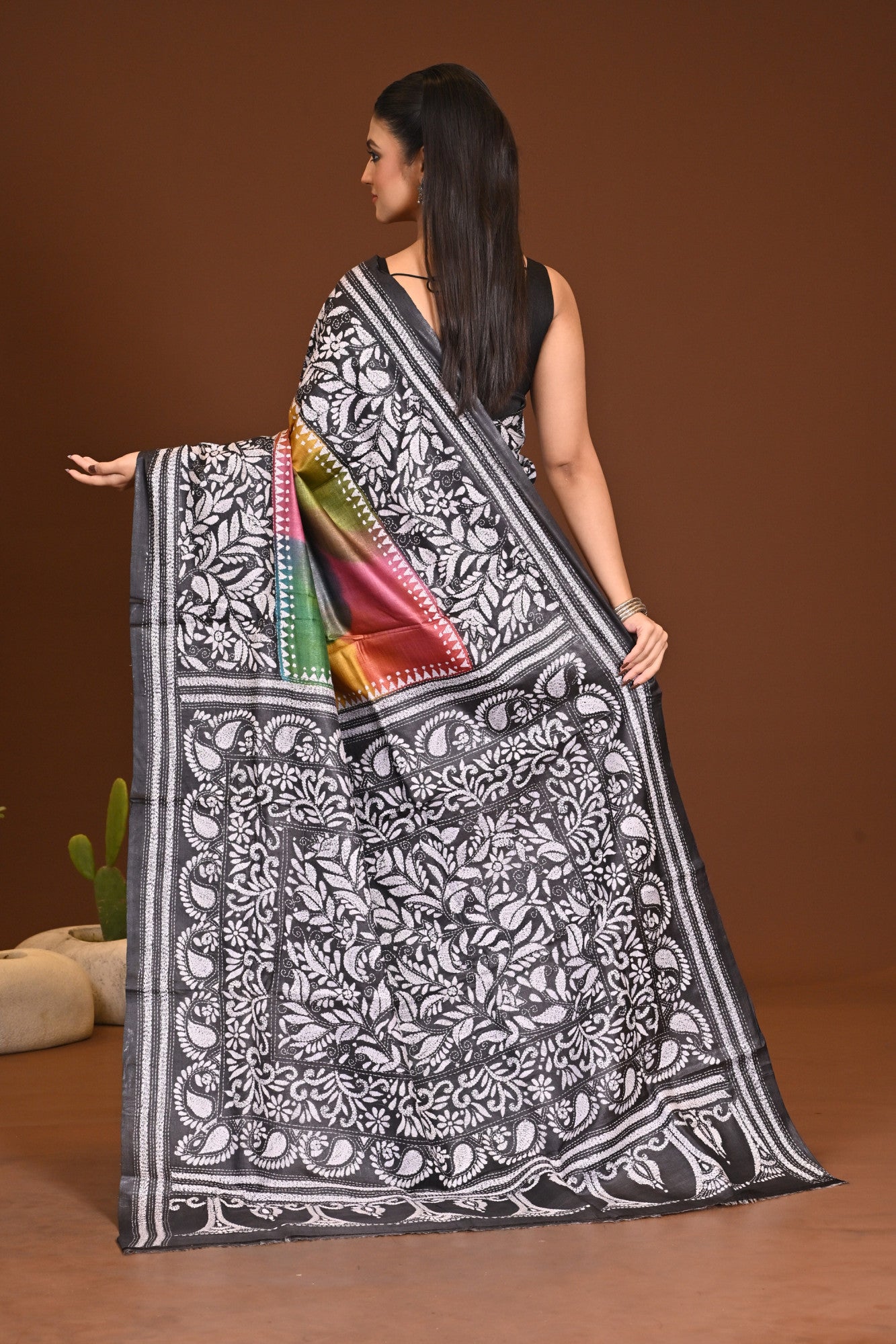 PURE SILK KANTHA SAREE Thumbnail