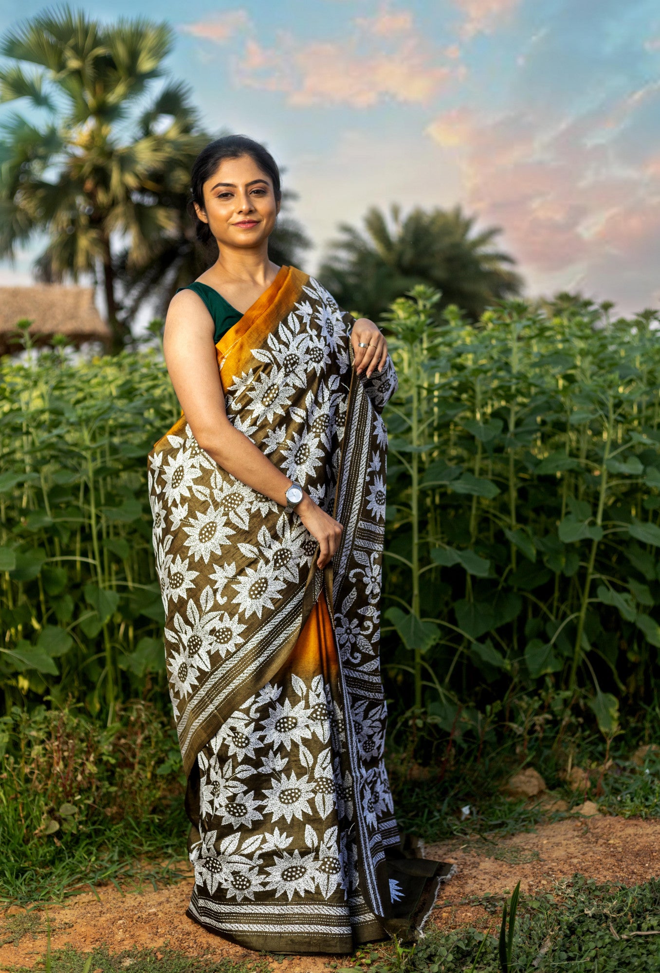 PURE SILK KANTHA SAREE Thumbnail