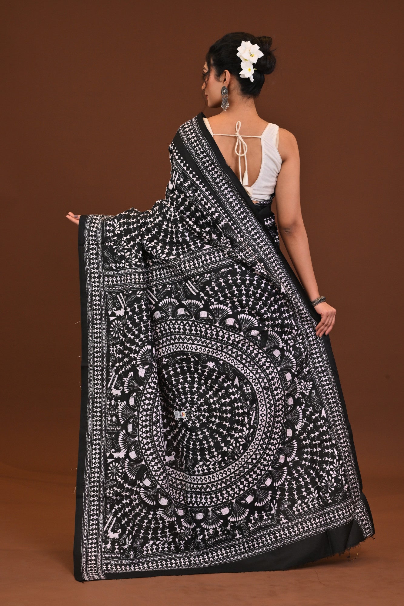PURE SILK KANTHA SAREE Thumbnail