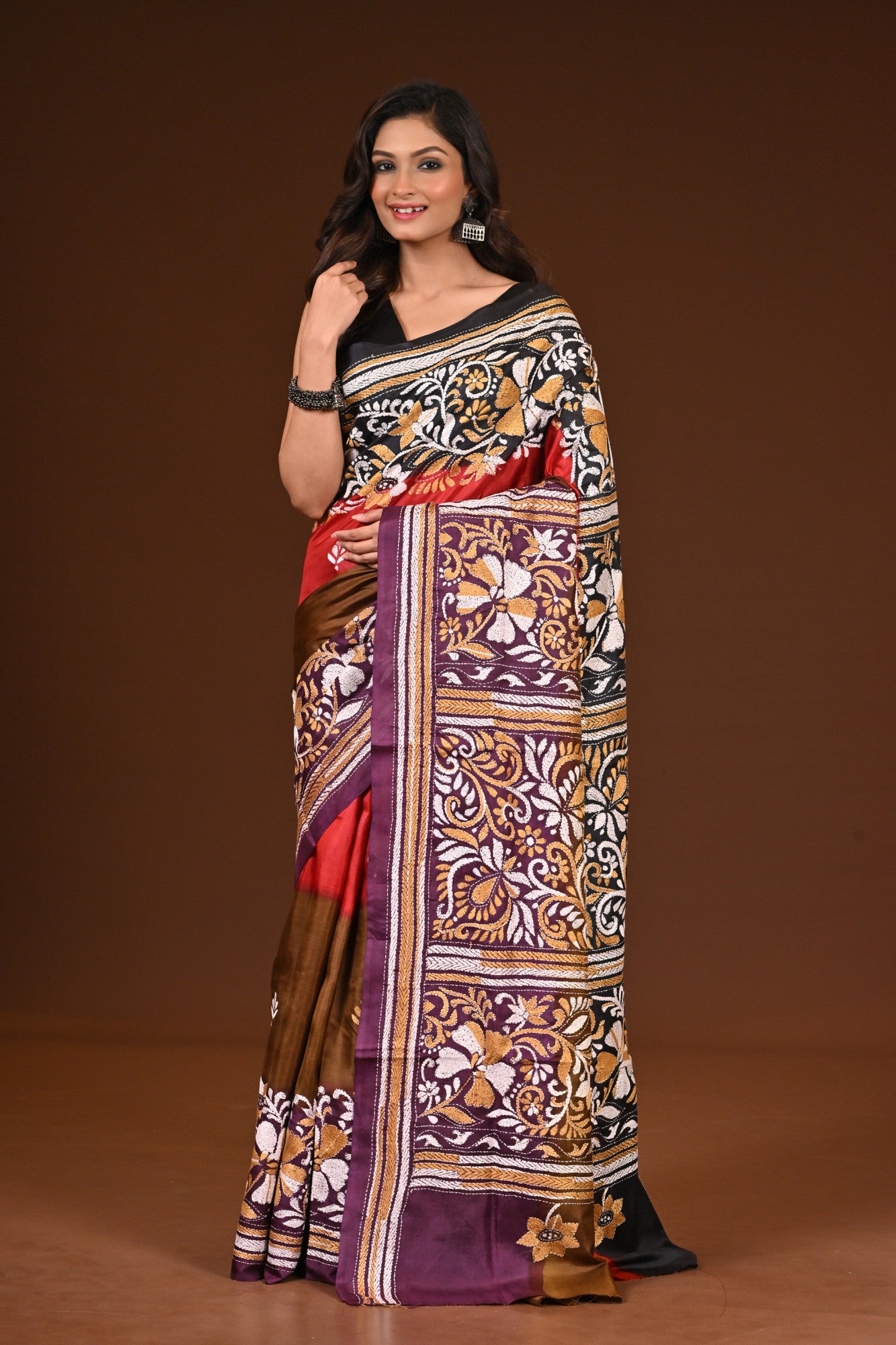 PURE SILK KANTHA SAREE Thumbnail