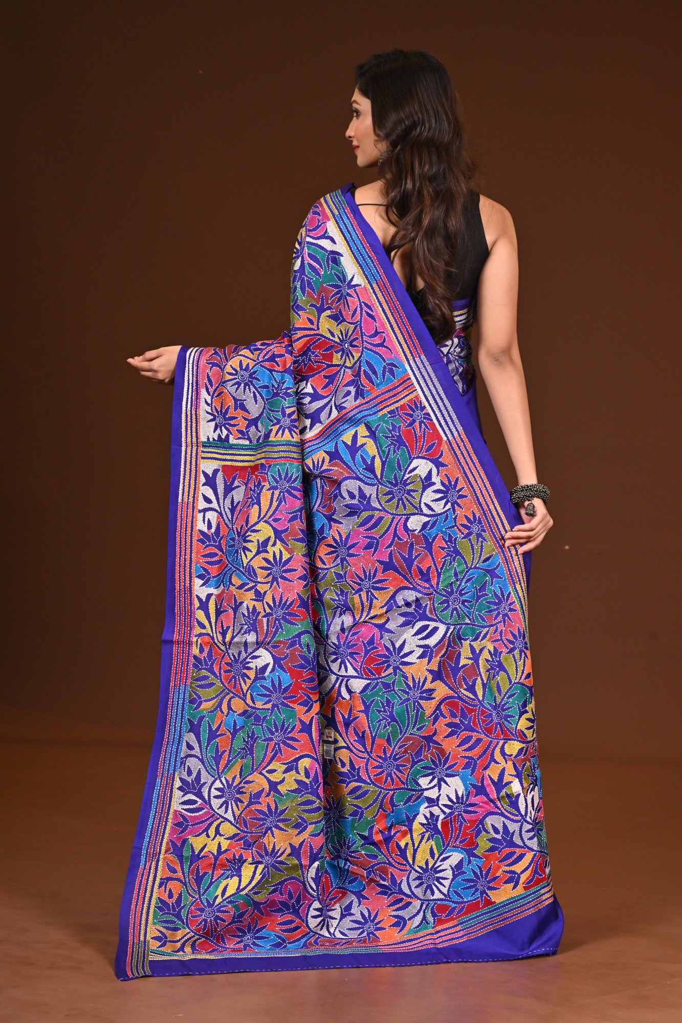 PURE SILK KANTHA SAREE Thumbnail
