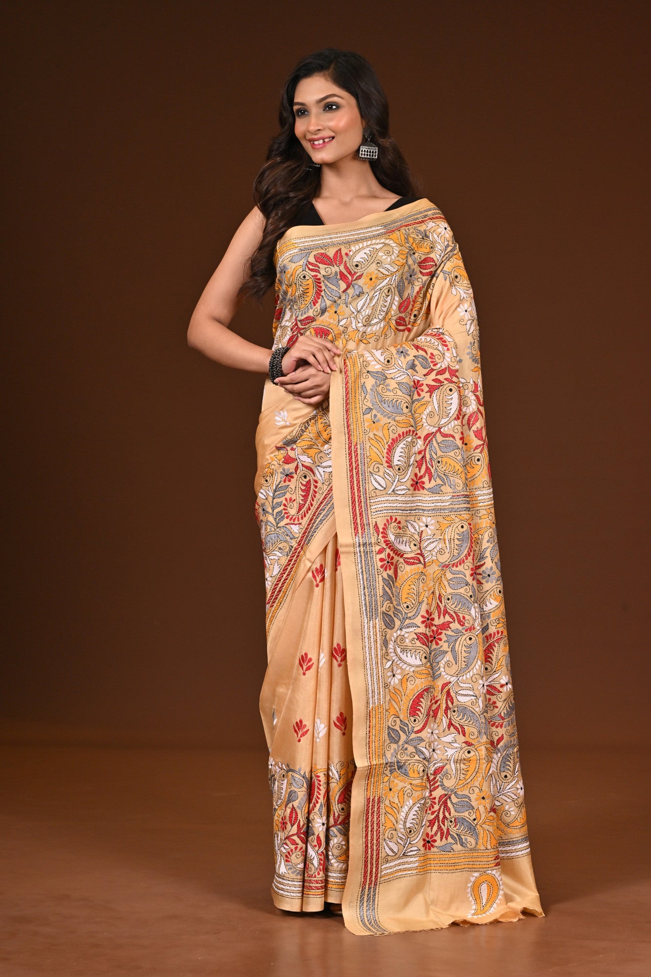 PURE SILK KANTHA SAREE Thumbnail