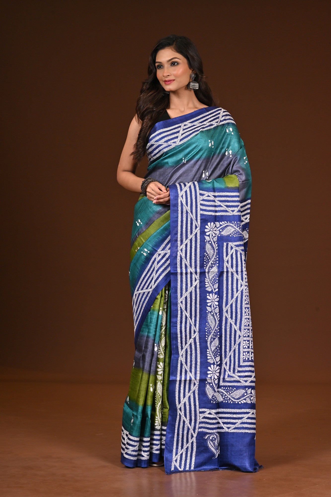 PURE SILK KANTHA SAREE Thumbnail
