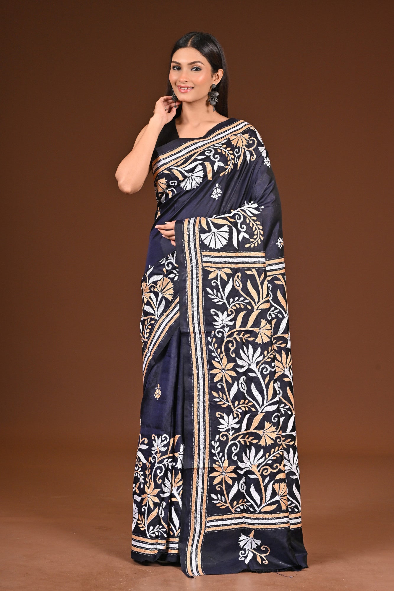 PURE  SILK KANTHA SAREE Thumbnail