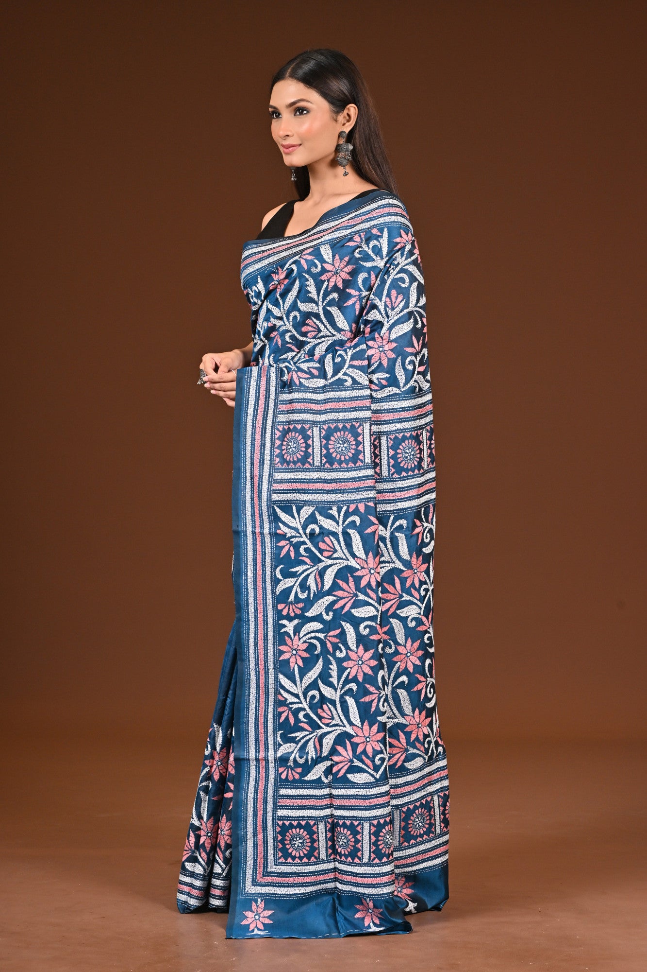 PURE  SILK KANTHA SAREE Thumbnail