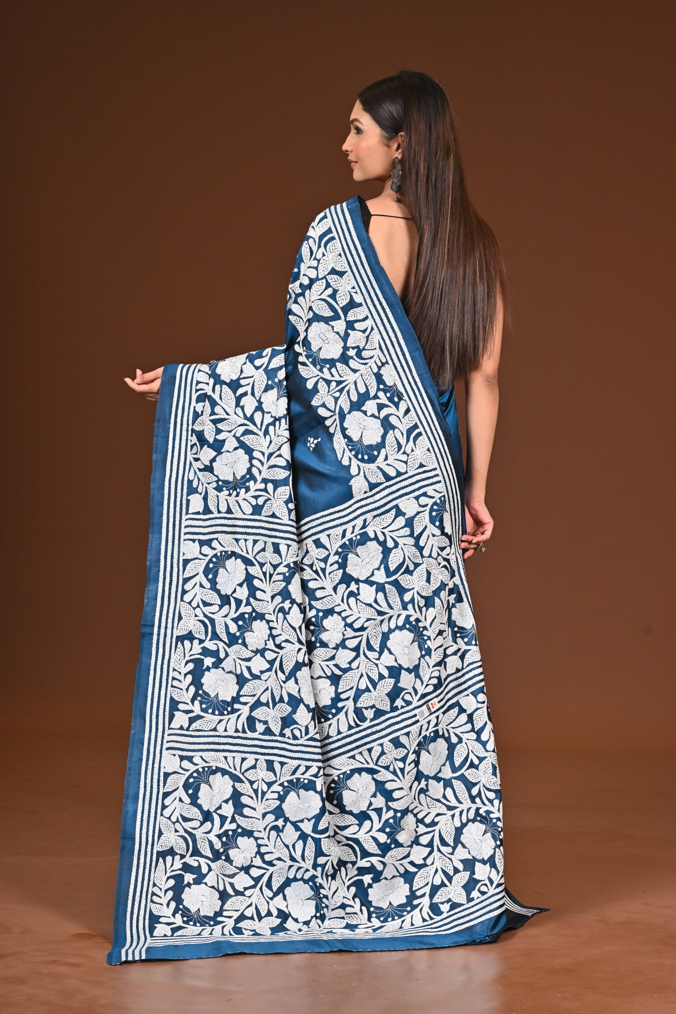 PURE  SILK KANTHA SAREE Thumbnail