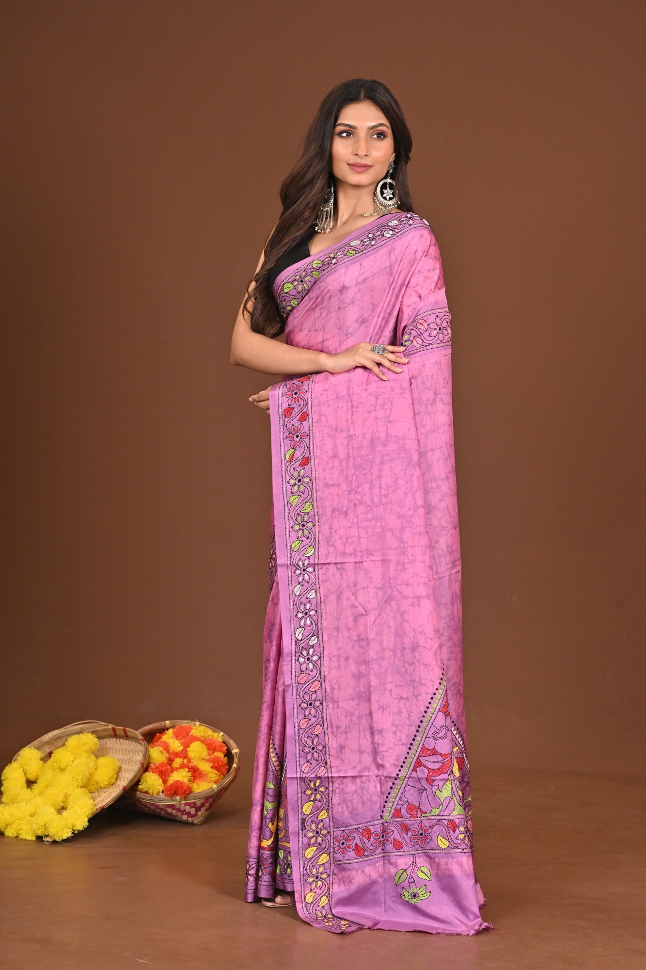 SHARODIYASROT BLENDED SILK KANTHA SAREE Thumbnail