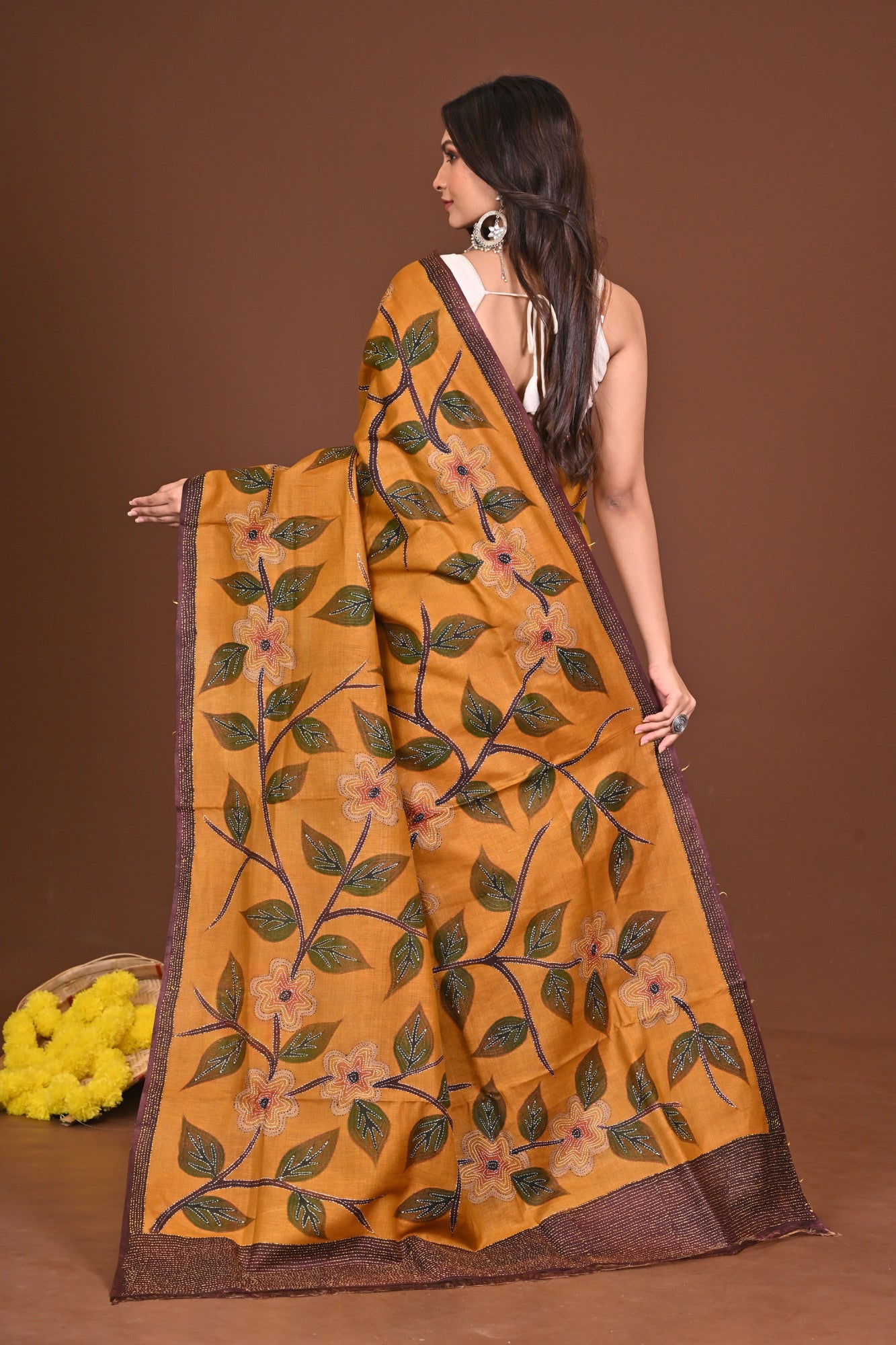 SHONARSHARAD GACHI SILK KANTHA SAREE Thumbnail