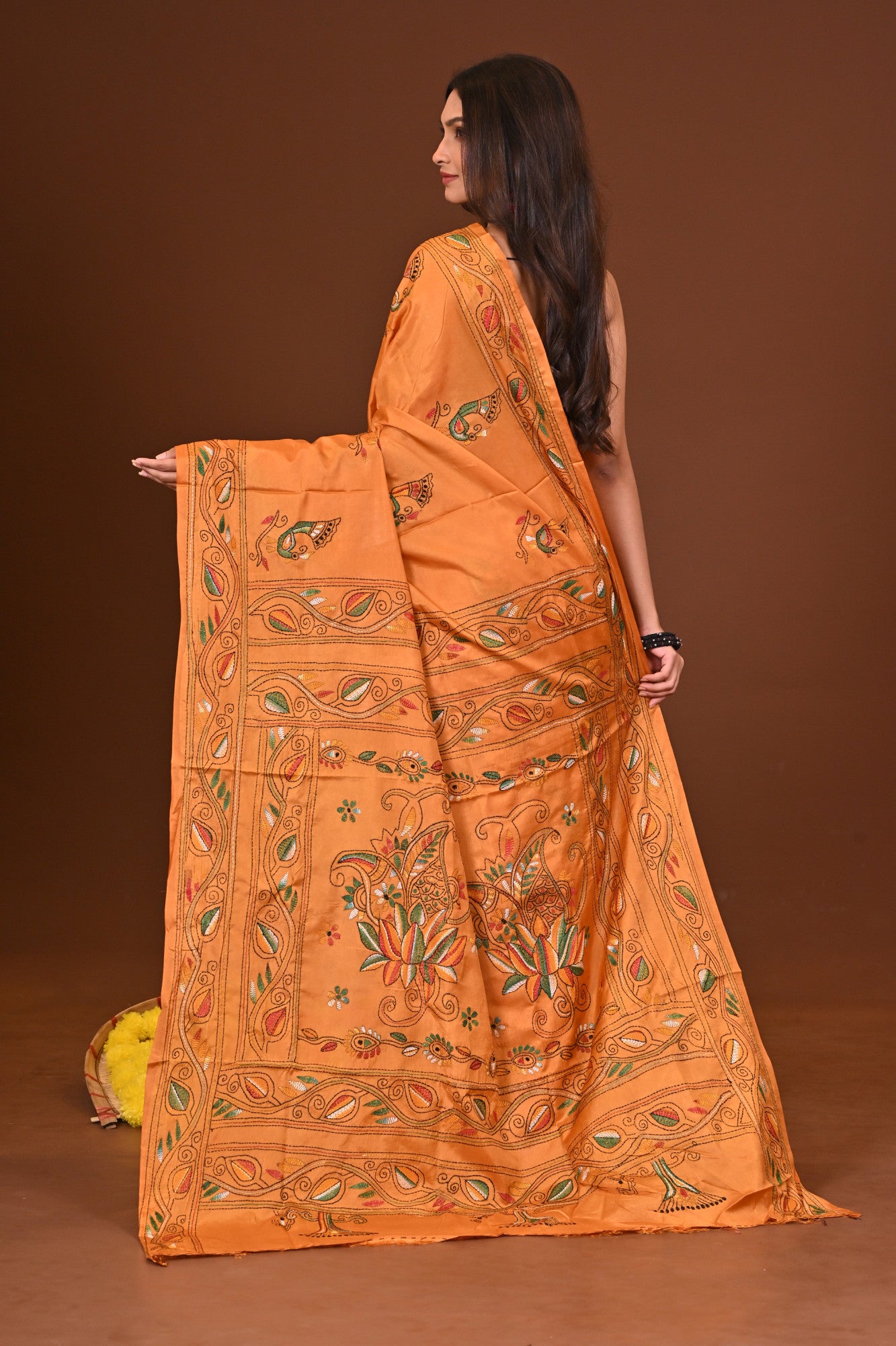 Shonarupa Blended Silk Kantha Saree Thumbnail