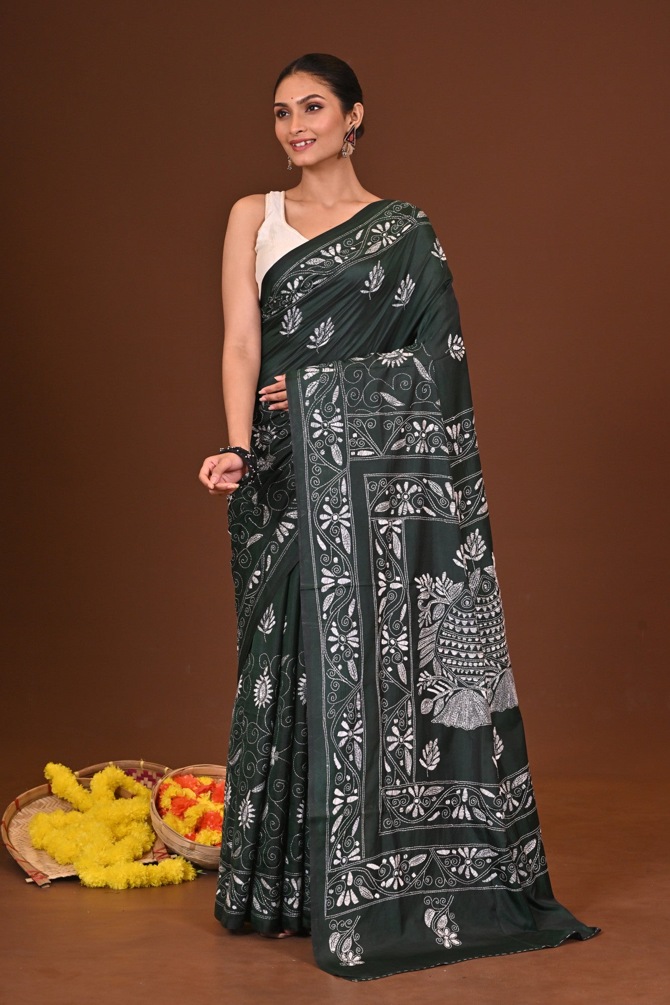 SHYAMOLI BLENDED SILK KANTHA SAREE Thumbnail