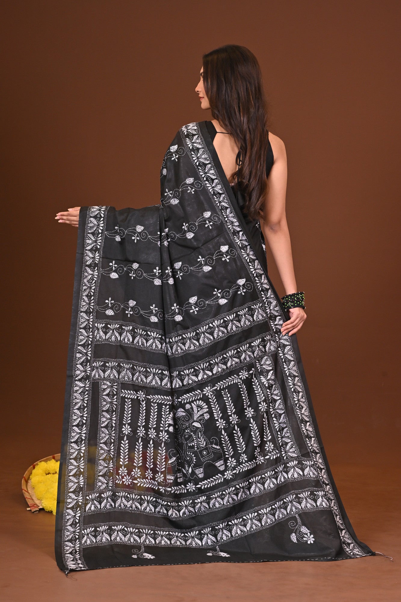 SHYAMSREE BLENDED SILK KANTHA SAREE Thumbnail