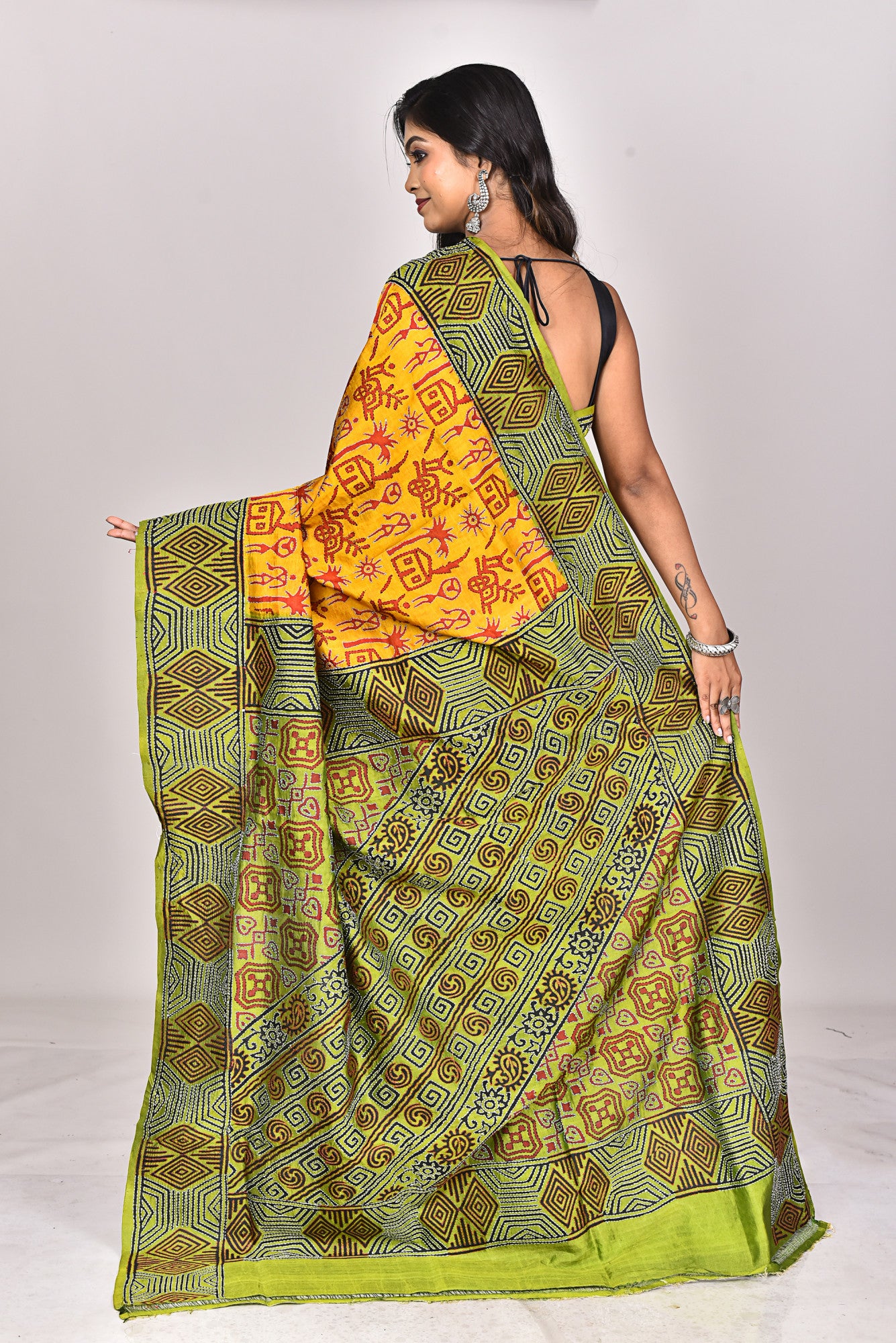 SILK BLOCK KANTHA SAREE Thumbnail