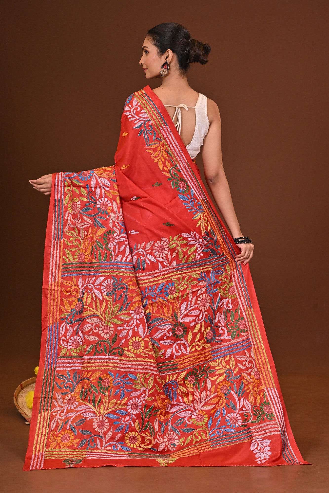 SURORAJANI BLENDED SILK KANTHA SAREE Thumbnail