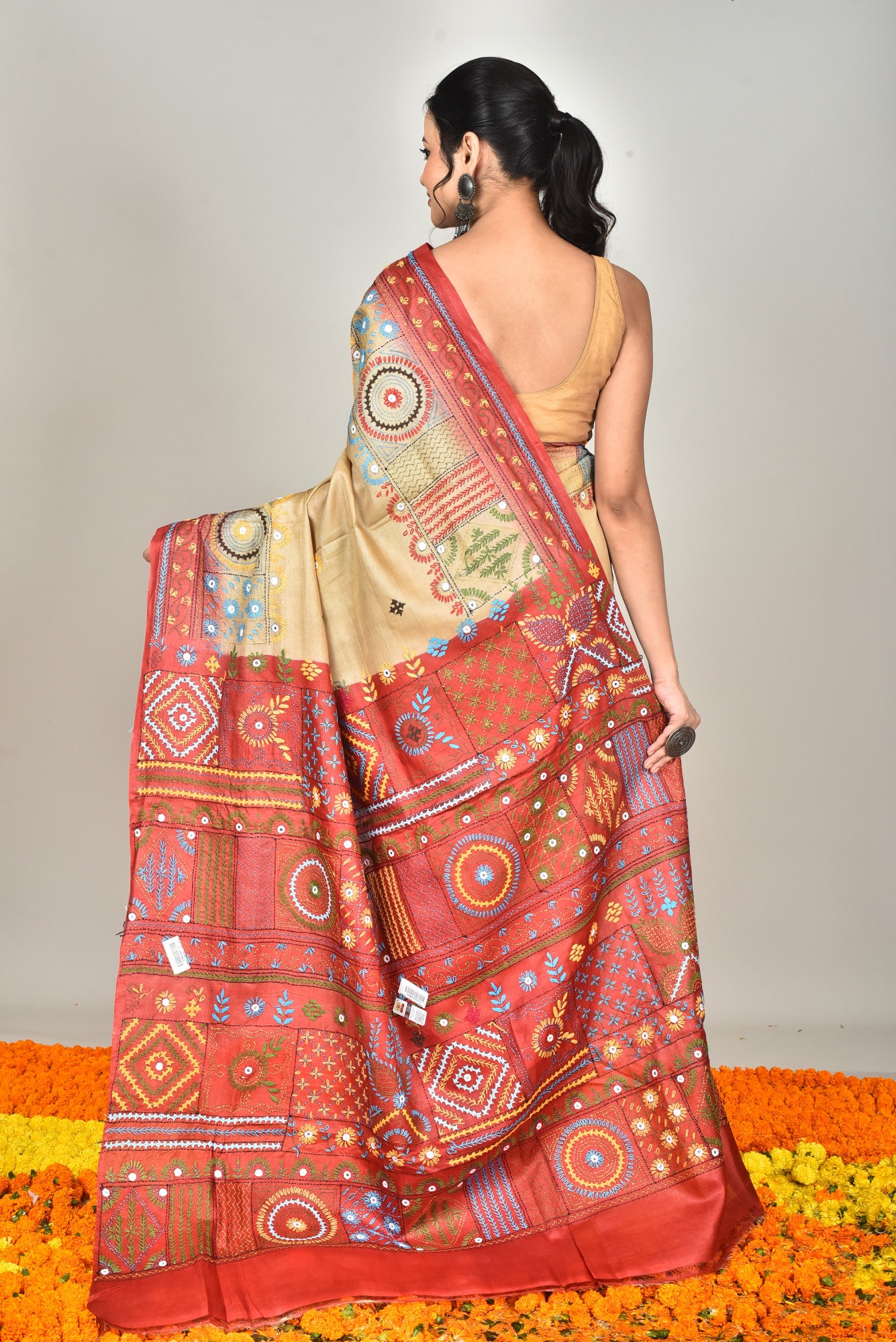 GACHI TUSSAR SILK KANTHA SAREE
