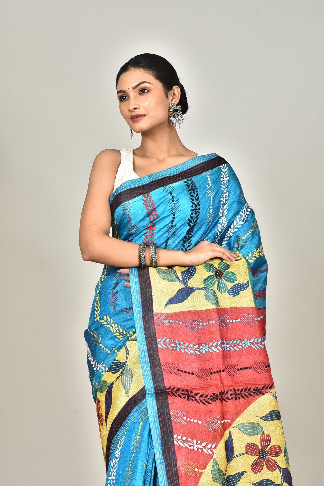 Tussar Hand Print Kantha Saree Multicolor Thumbnail
