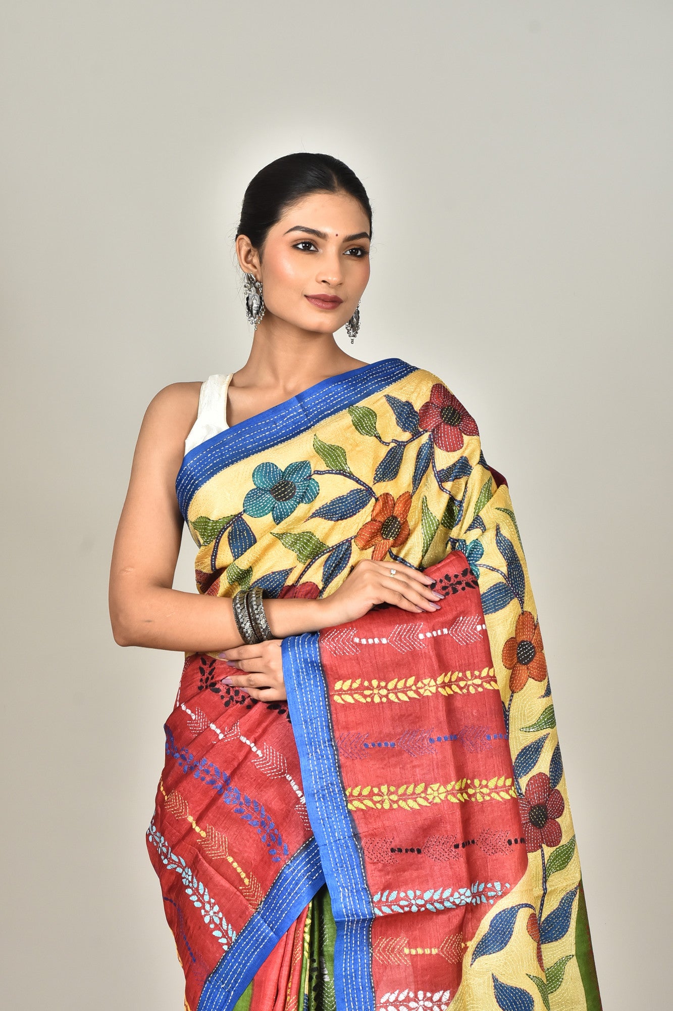 Tussar Hand Print Kantha Saree Multicolor Thumbnail