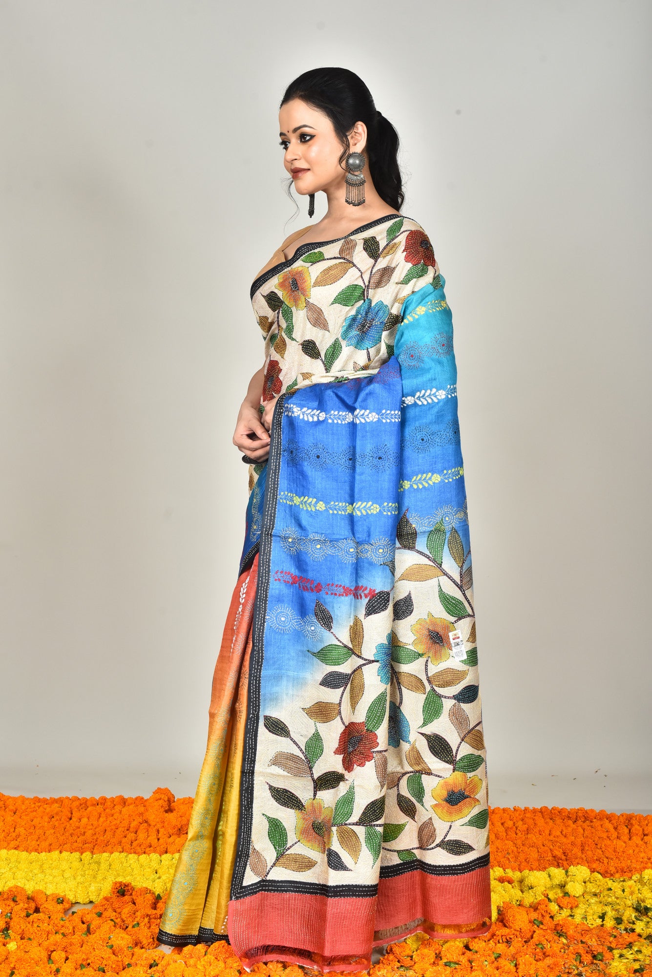 Tussar Hand Print Kantha Stitch Saree Multicolor Thumbnail
