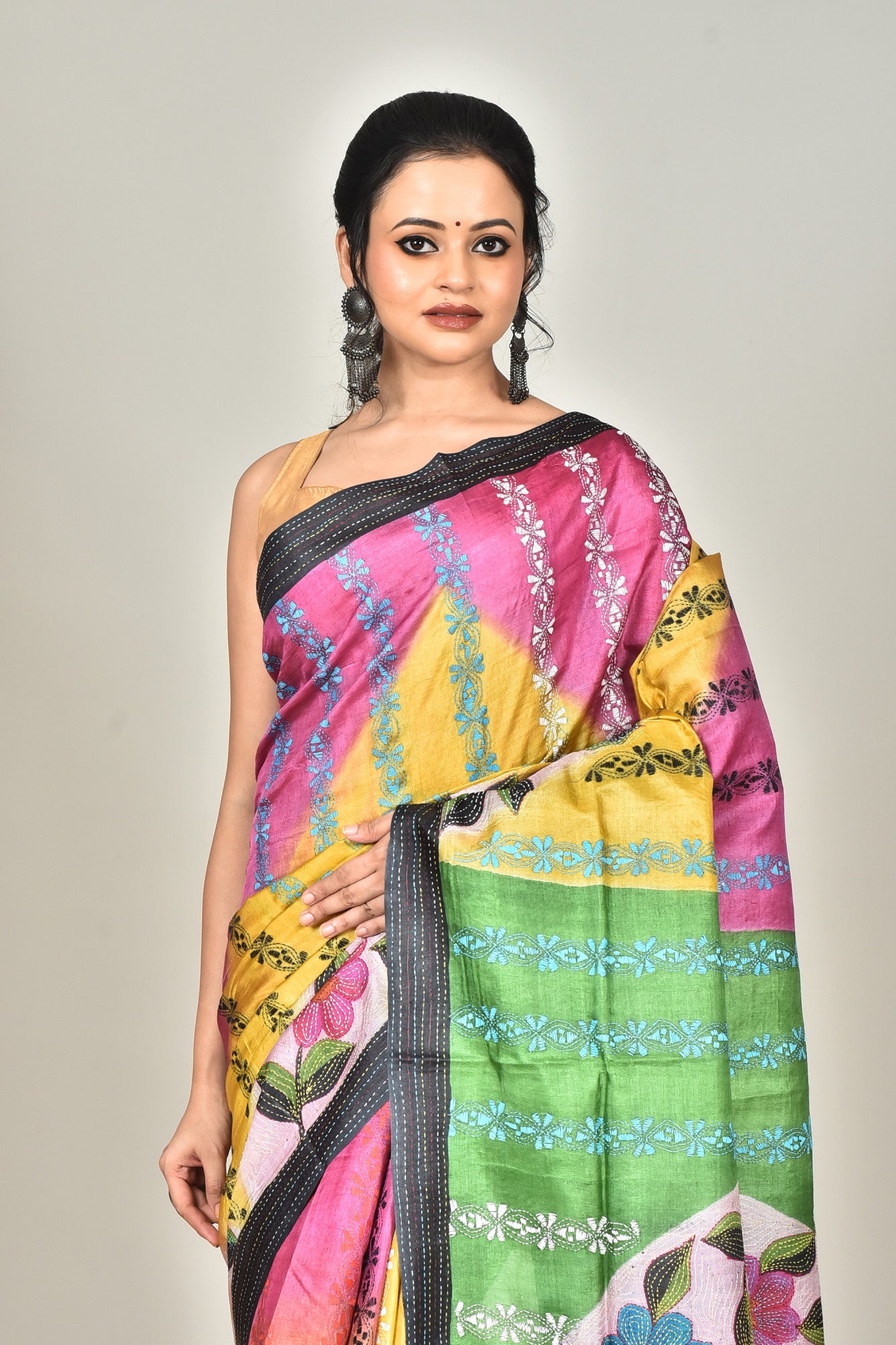 Tussar Hand Print Kantha Stitch Saree Multicolor Thumbnail