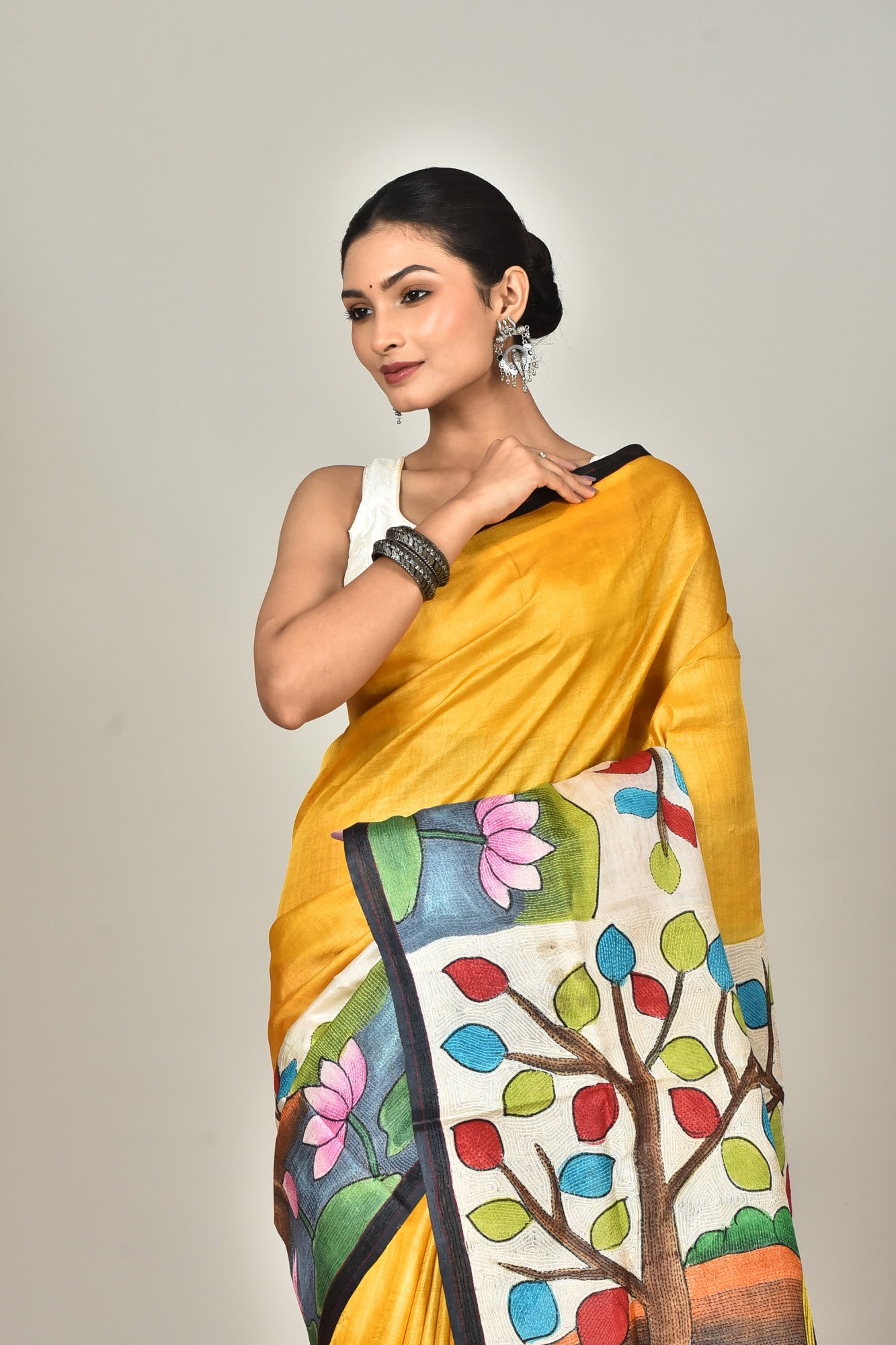 TUSSAR HAND PRINT SAREE Thumbnail