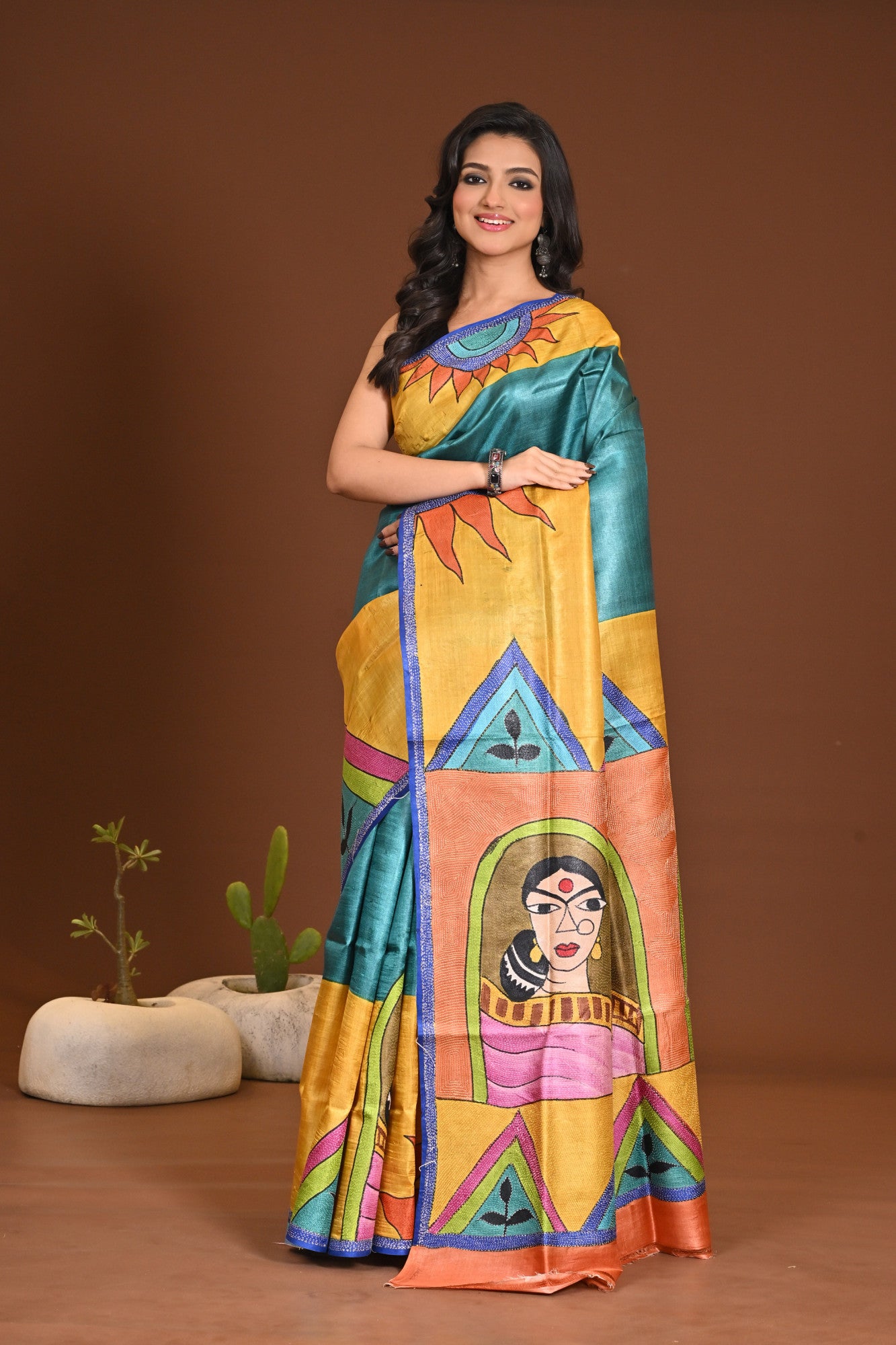 TUSSAR HANDPRINT KANTHA SAREE Thumbnail