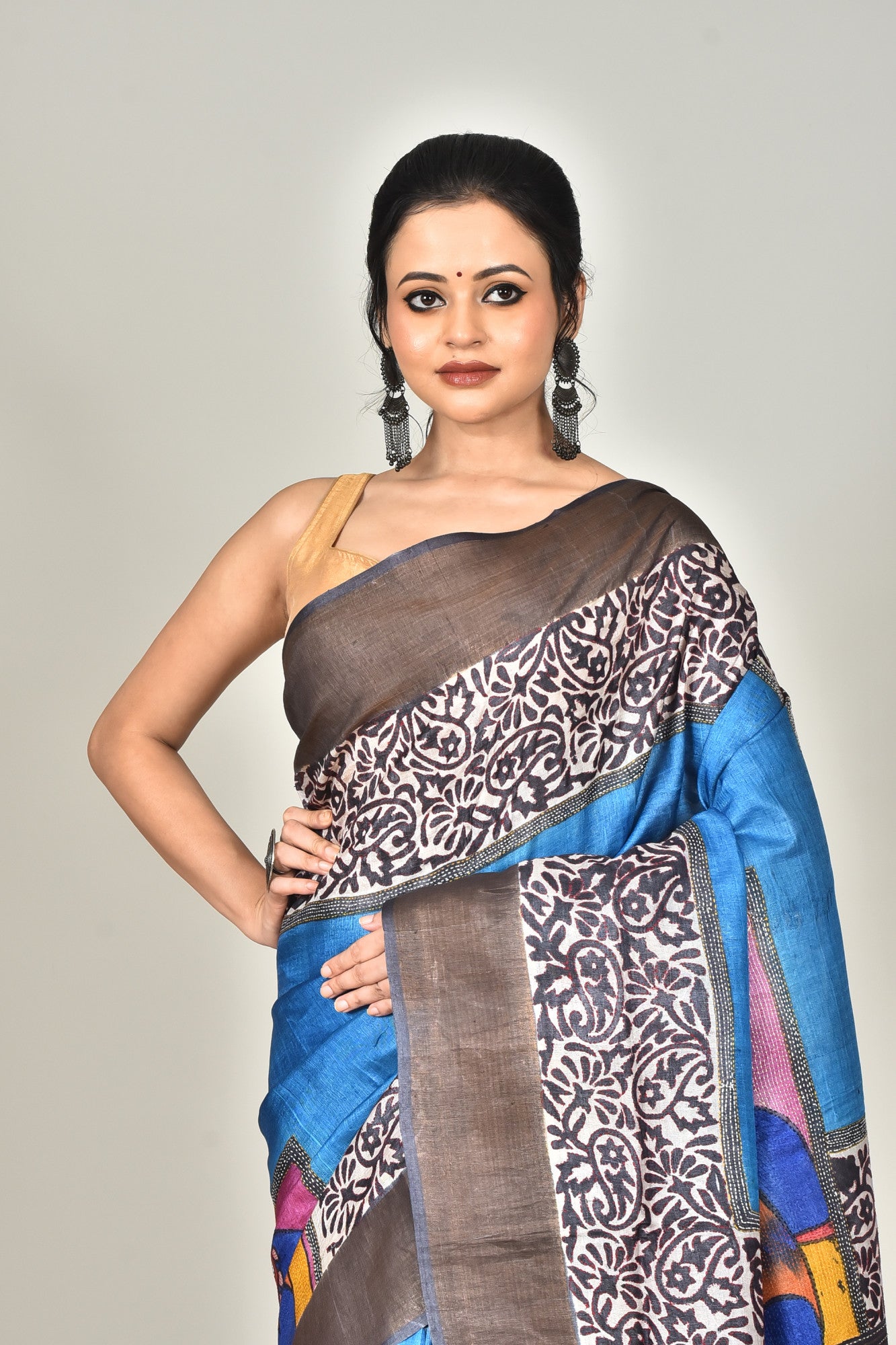 TUSSAR HANDPRINT SAREE Thumbnail