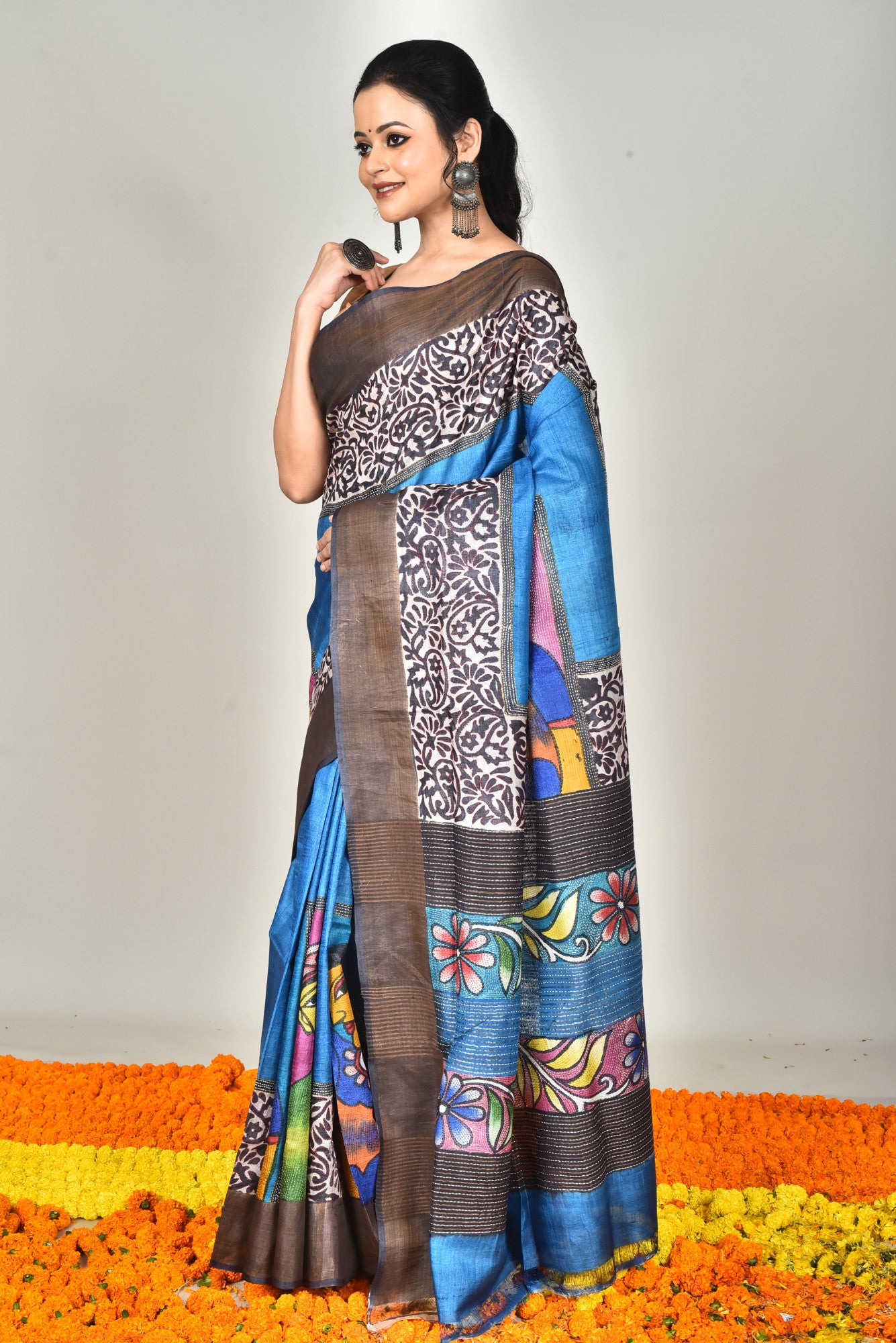 TUSSAR HANDPRINT SAREE Thumbnail