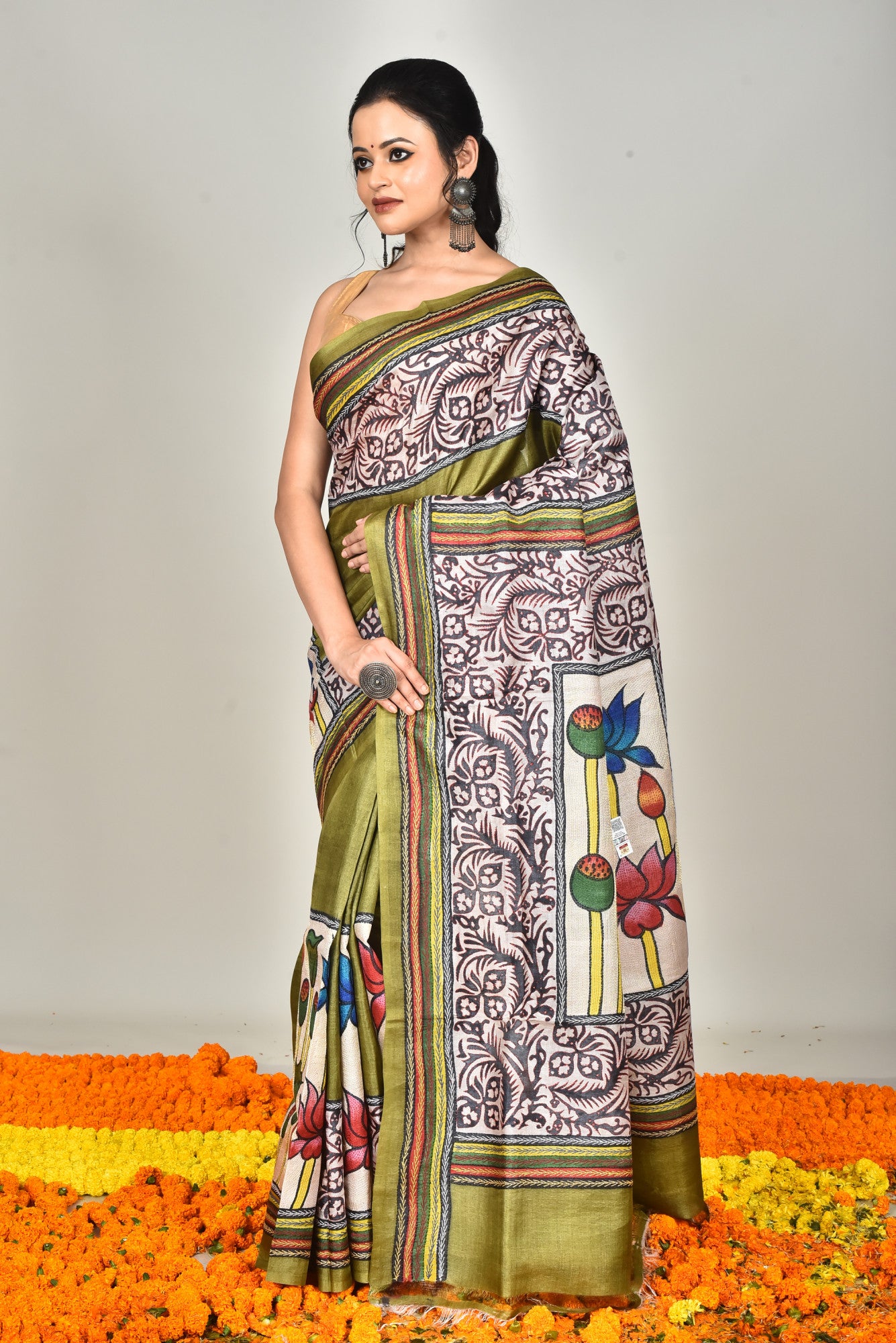 TUSSAR HANDPRINT SAREE Thumbnail