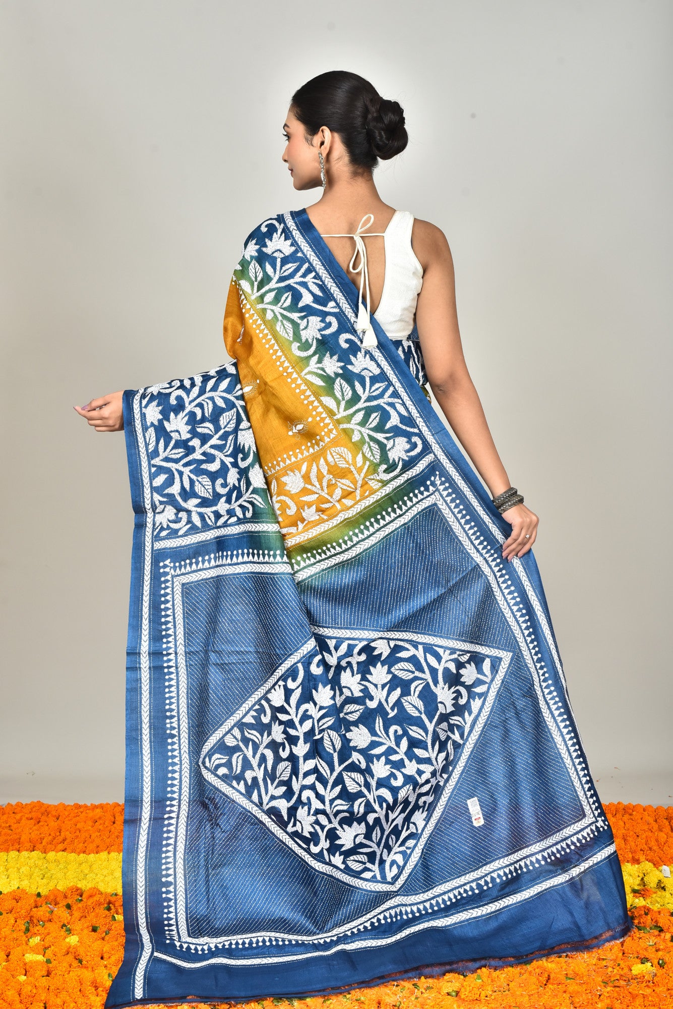 TUSSAR SILK DIY KANTHA SAREE Thumbnail