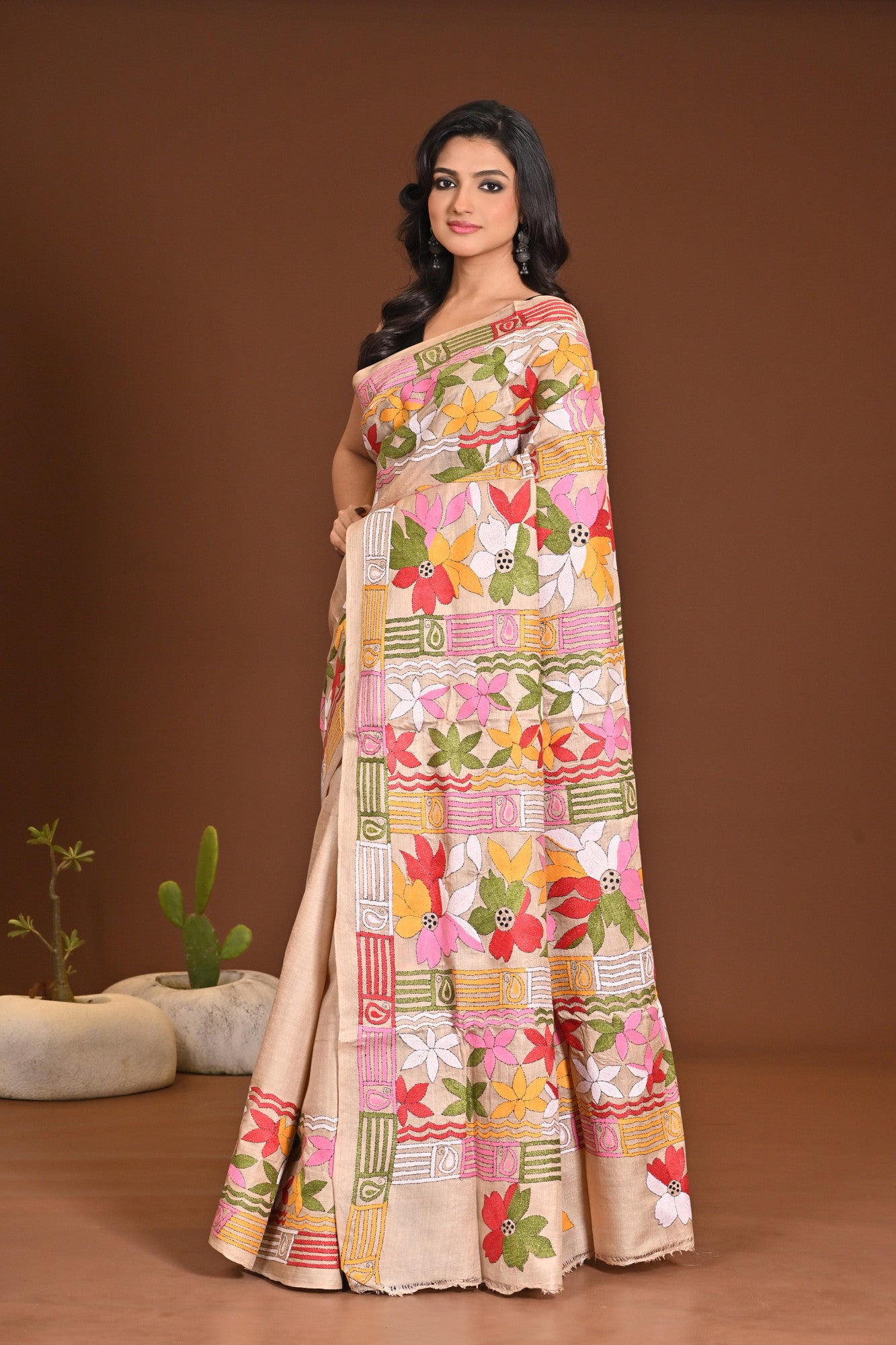 TUSSAR SILK KANTHA SAREE Thumbnail