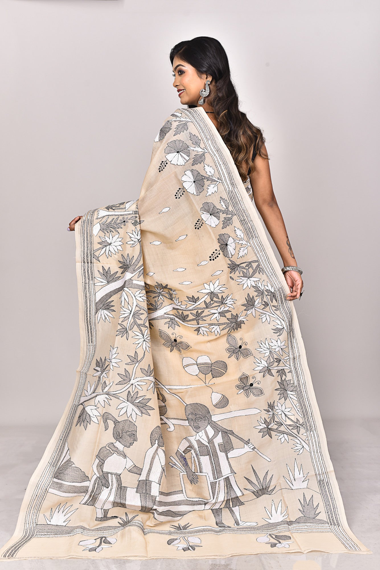 TUSSAR SILK KANTHA SAREE Thumbnail