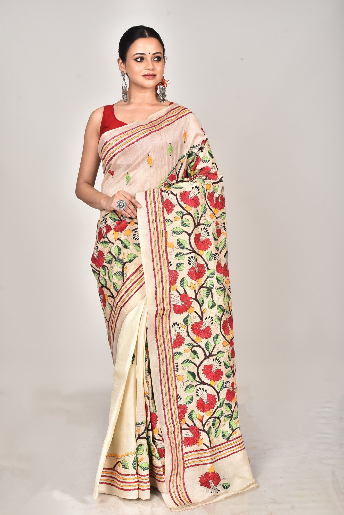 TUSSAR SILK KANTHA SAREE Thumbnail