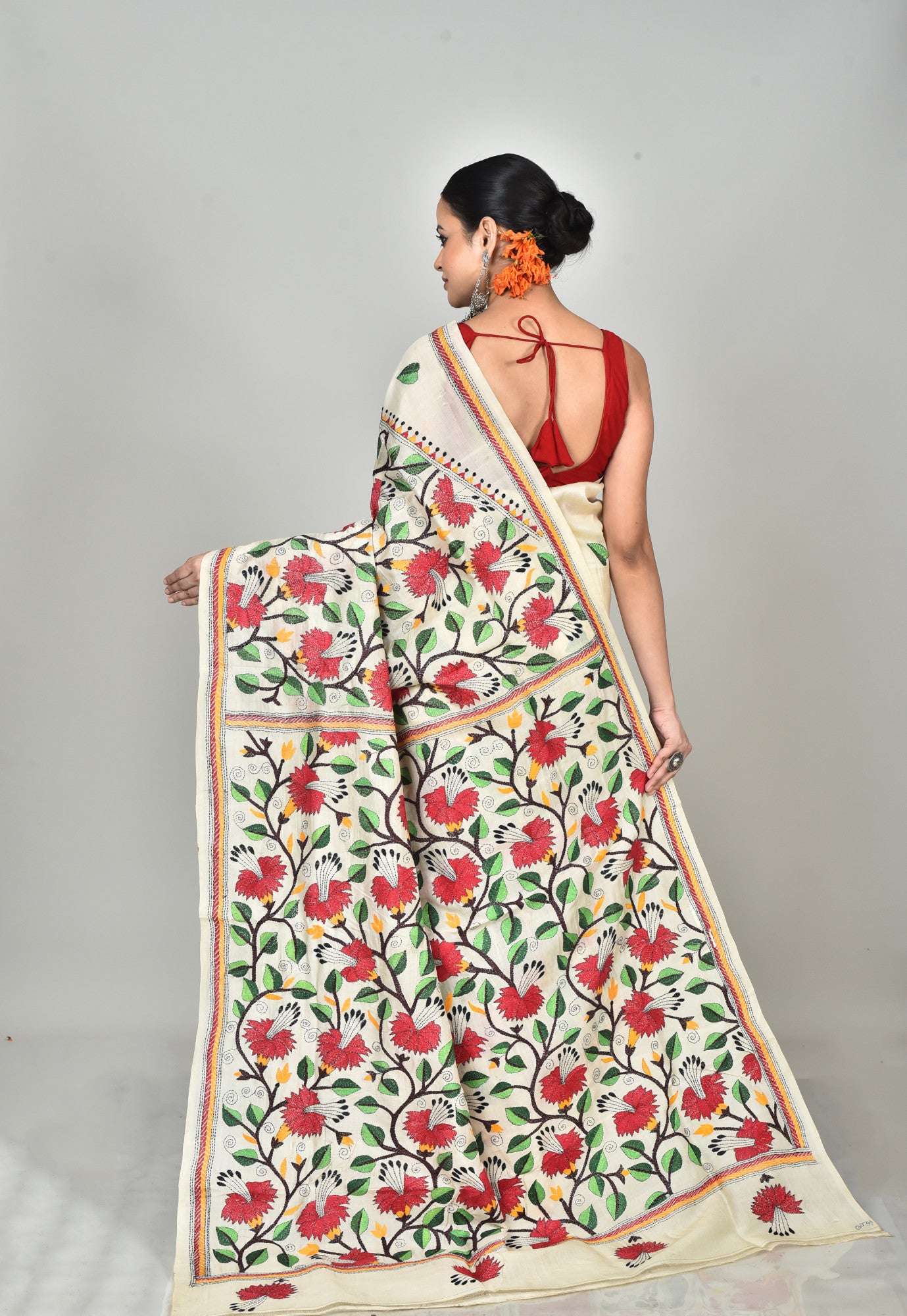 TUSSAR SILK KANTHA SAREE Thumbnail