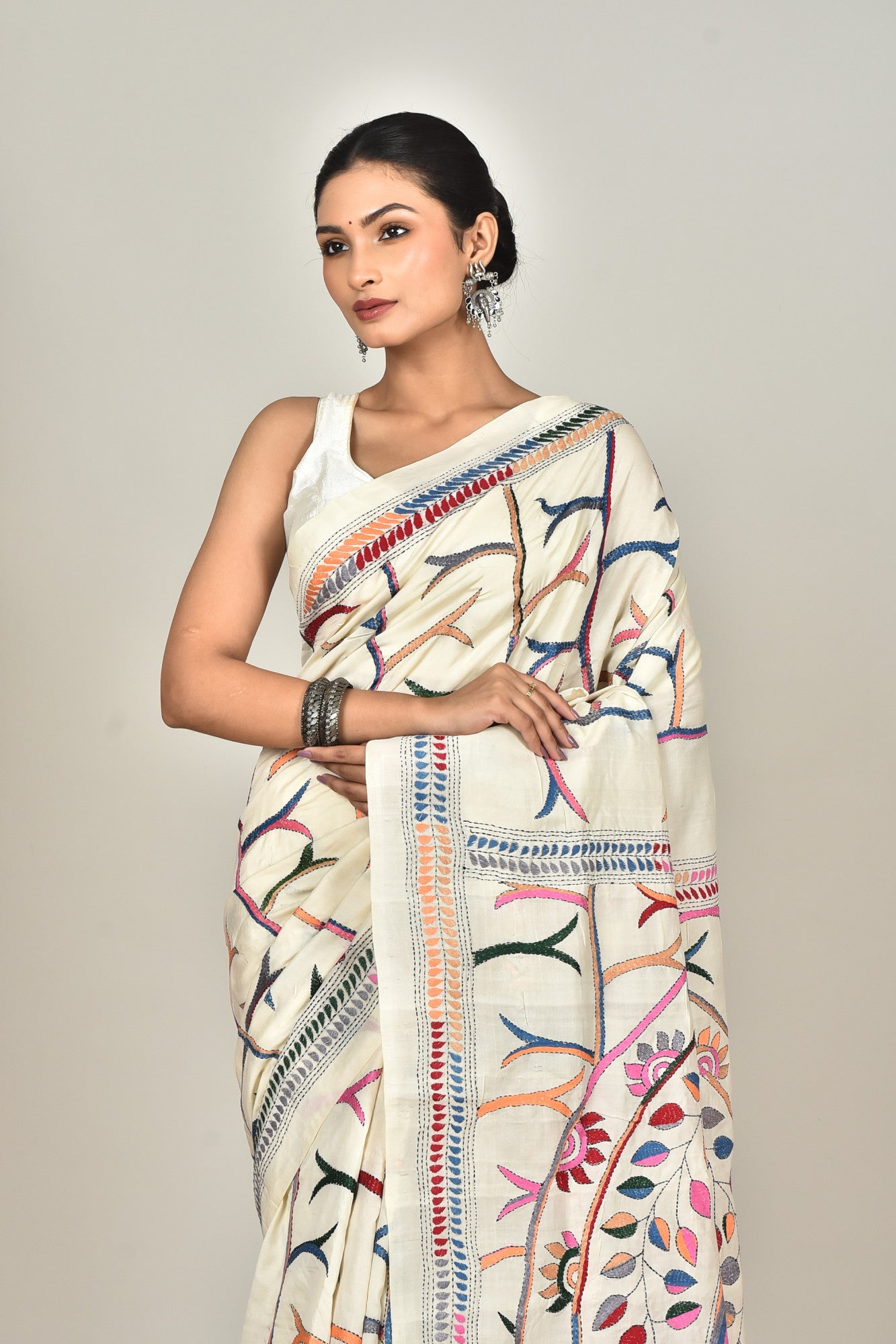 TUSSAR SILK KANTHA SAREE Thumbnail