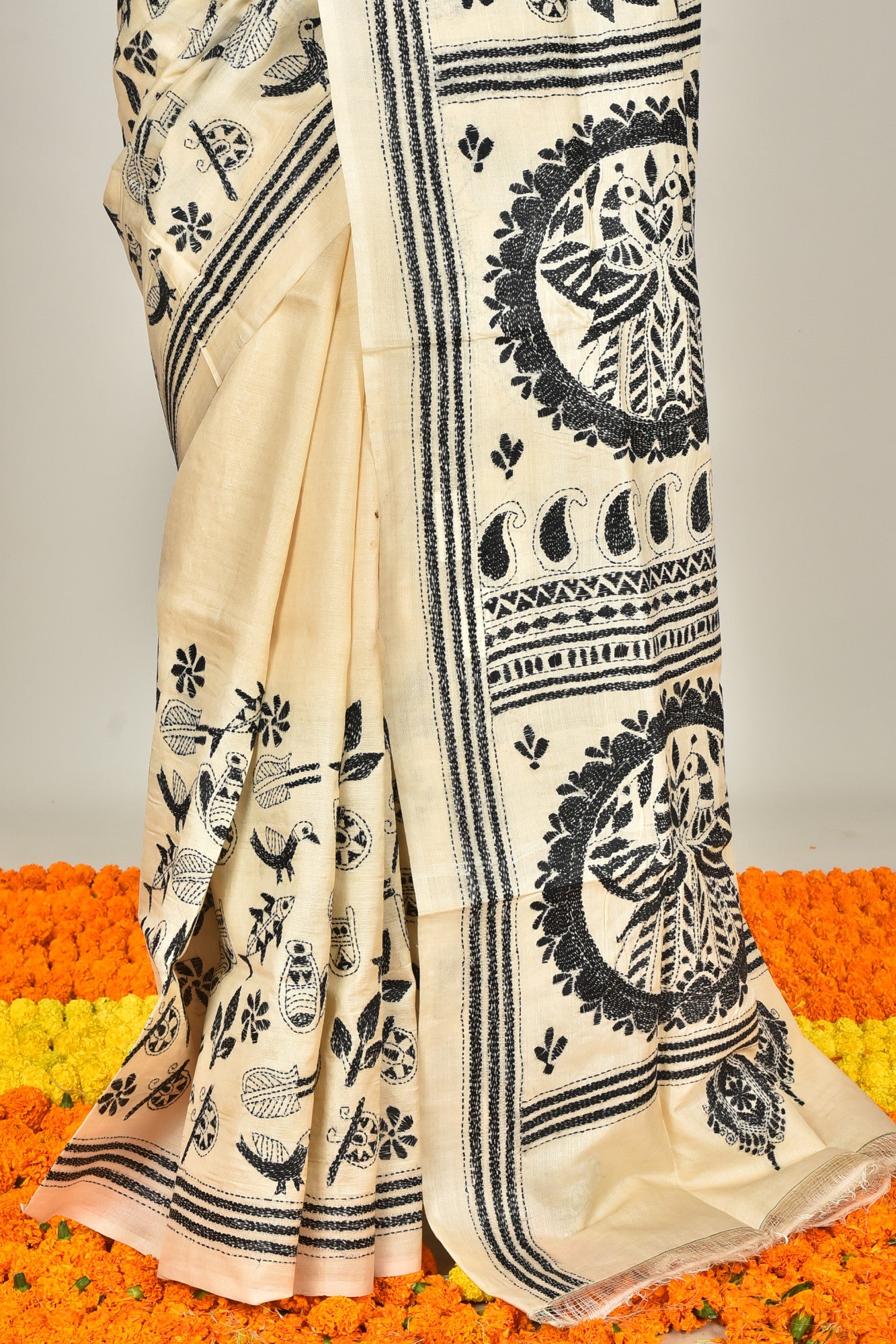 TUSSAR SILK KANTHA SAREE Thumbnail