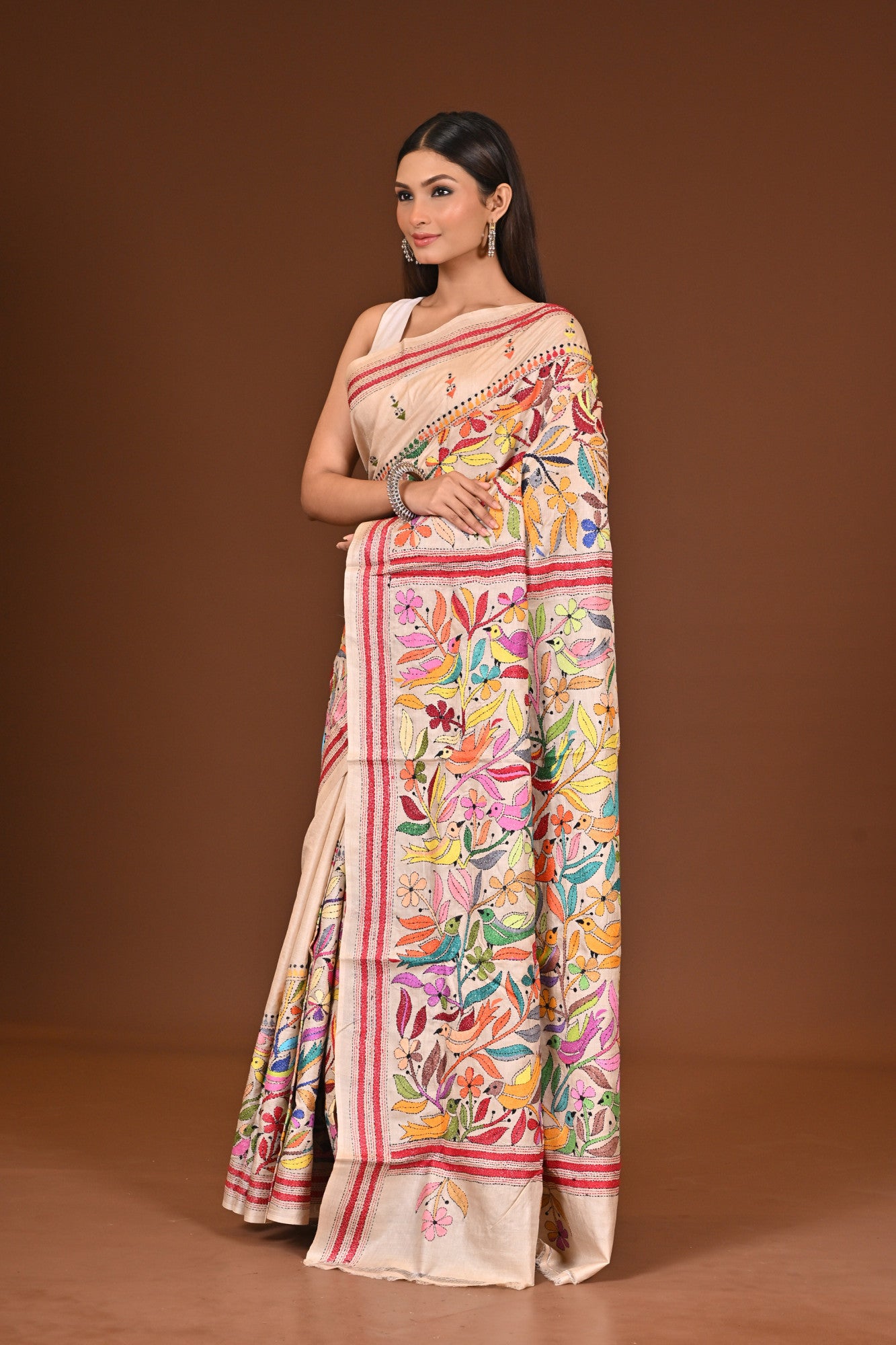 TUSSAR  SILK KANTHA SAREE Thumbnail