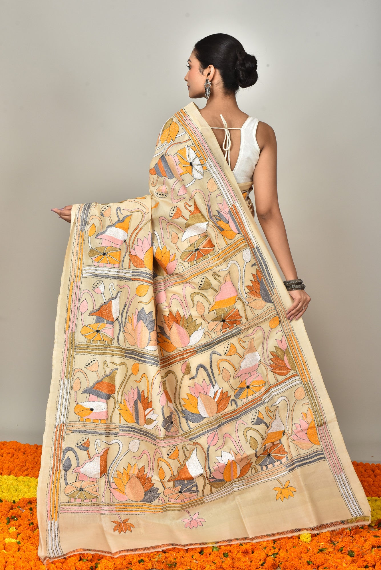 TUSSAR SILK KANTHA SAREE Thumbnail
